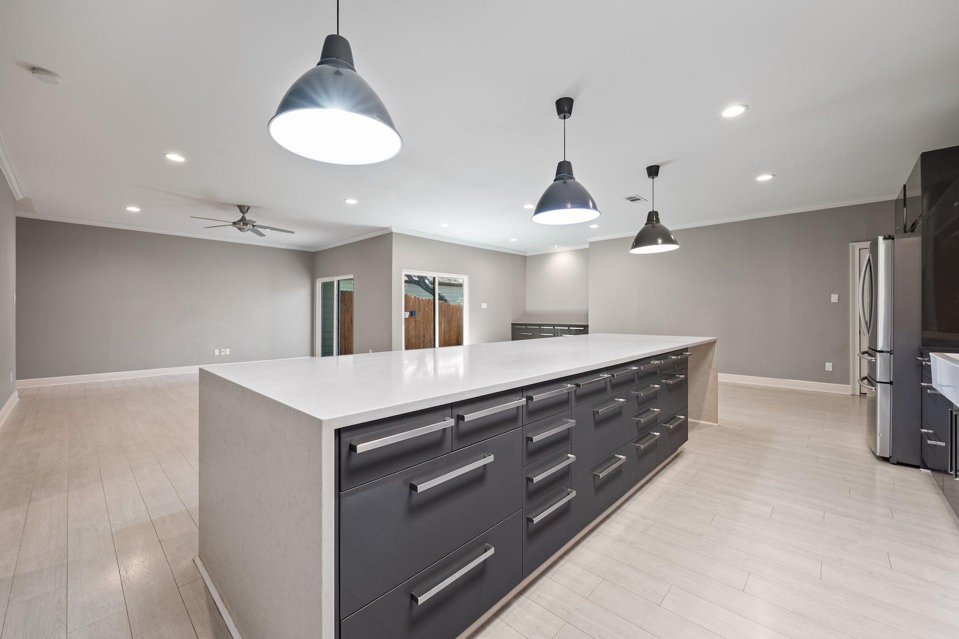 5703 Eagle Clfs, Austin, TX 78731