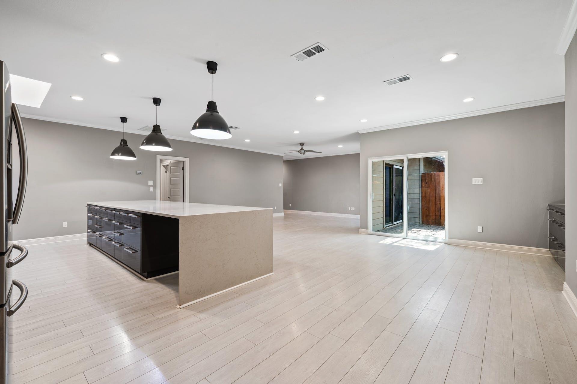 5703 Eagle Clfs, Austin, TX 78731