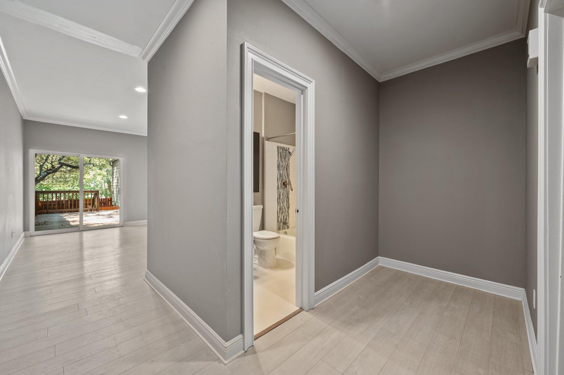 5703 Eagle Clfs, Austin, TX 78731