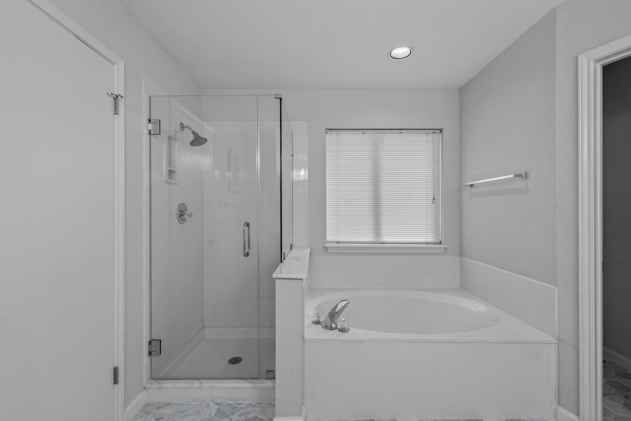 8910 Spicebrush Dr, Austin, TX 78759