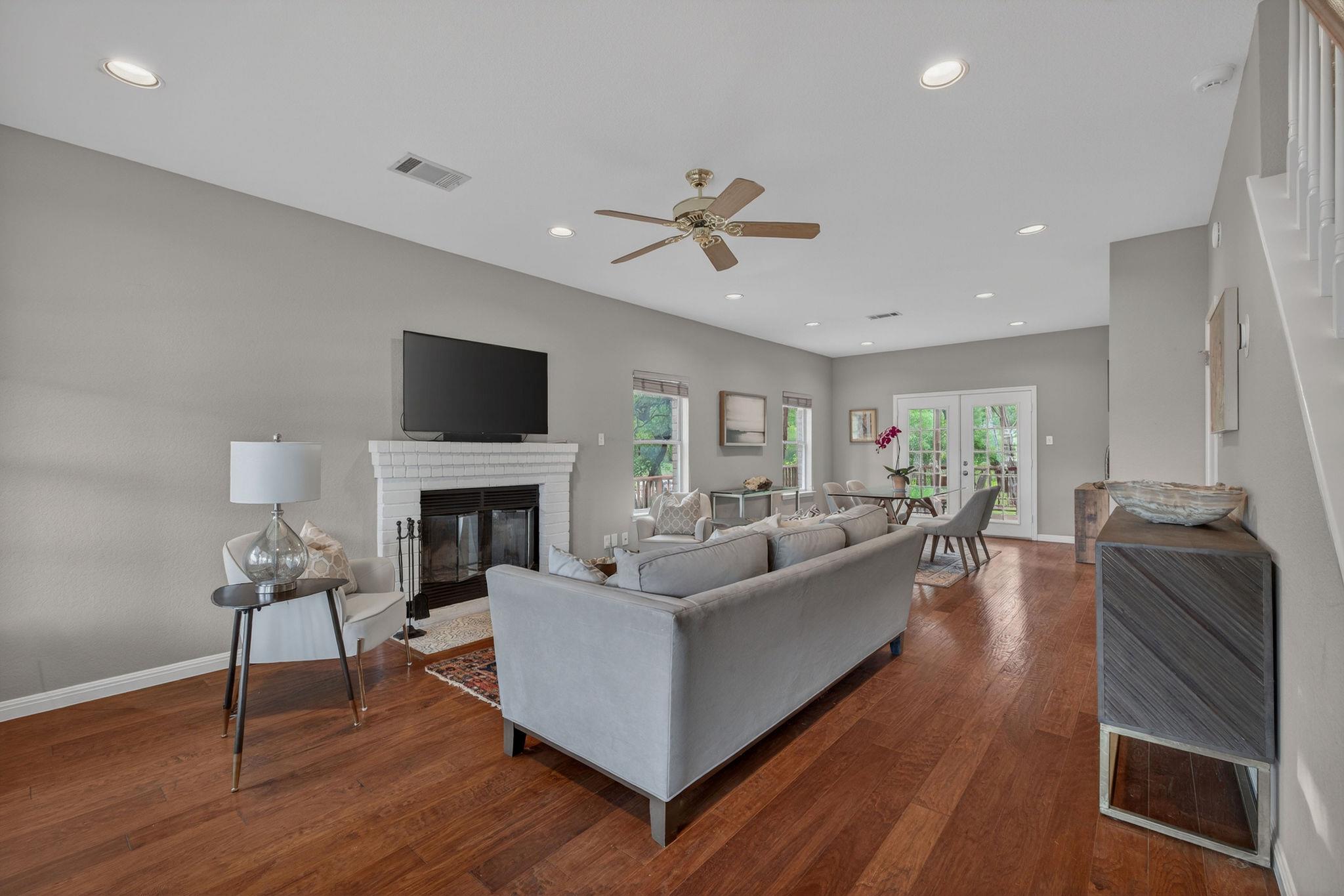 8910 Spicebrush Dr, Austin, TX 78759