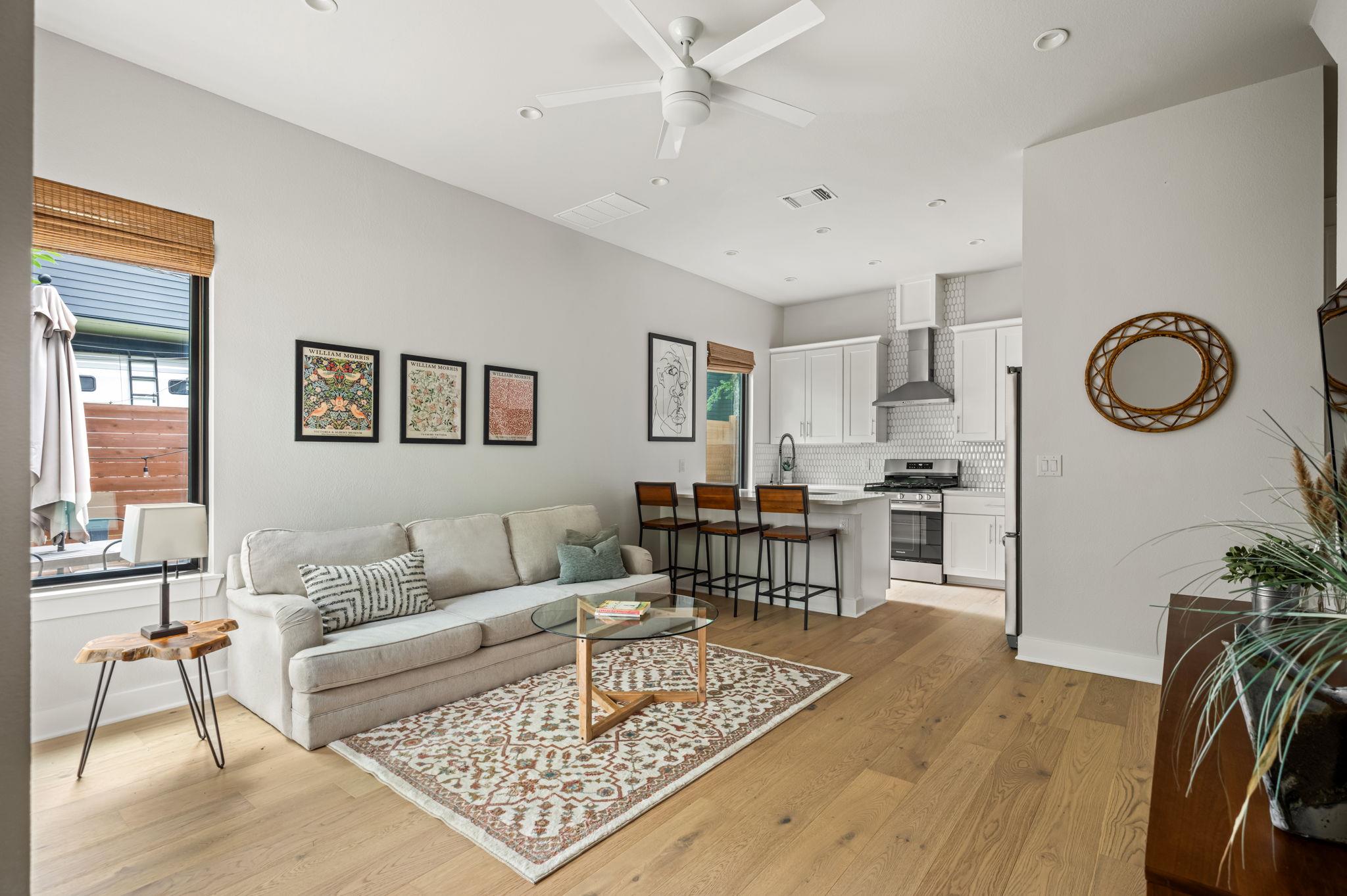 1905 E 16th St # 2, Austin, TX 78702