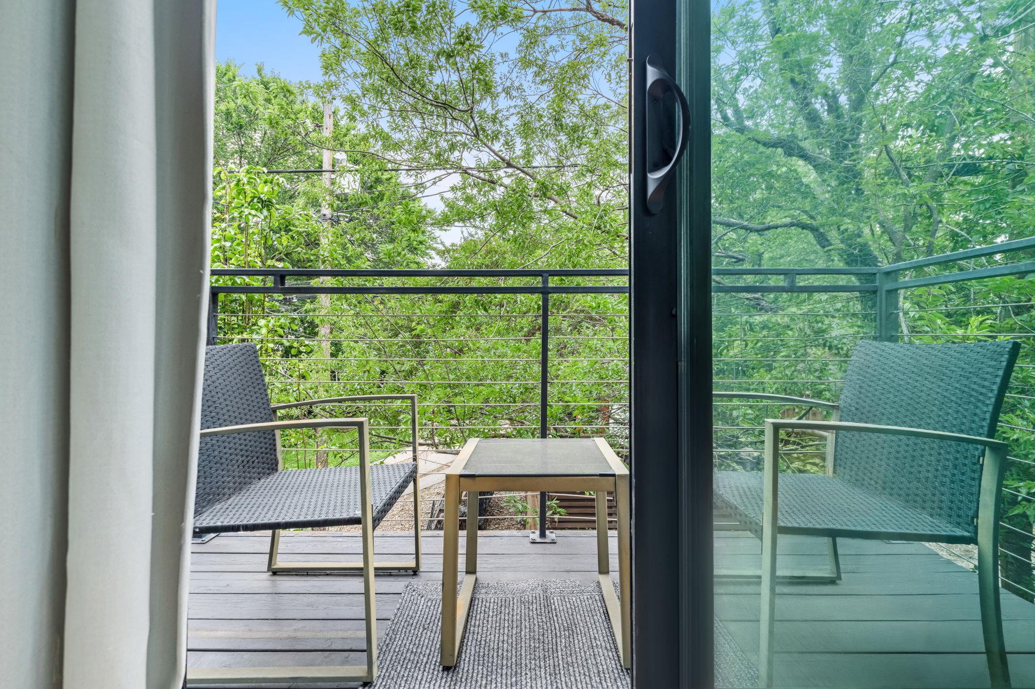 1905 E 16th St # 2, Austin, TX 78702