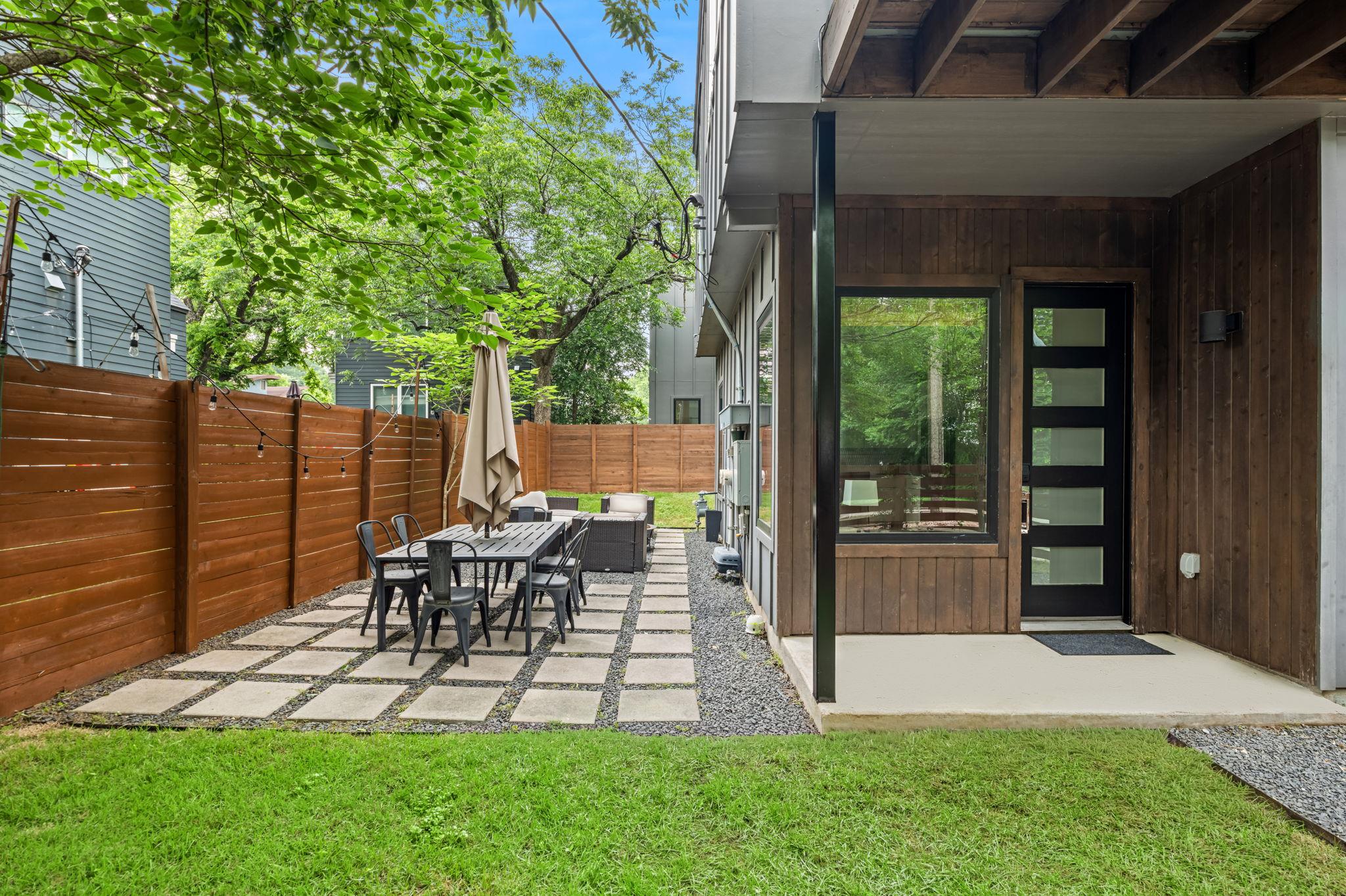 1905 E 16th St # 2, Austin, TX 78702