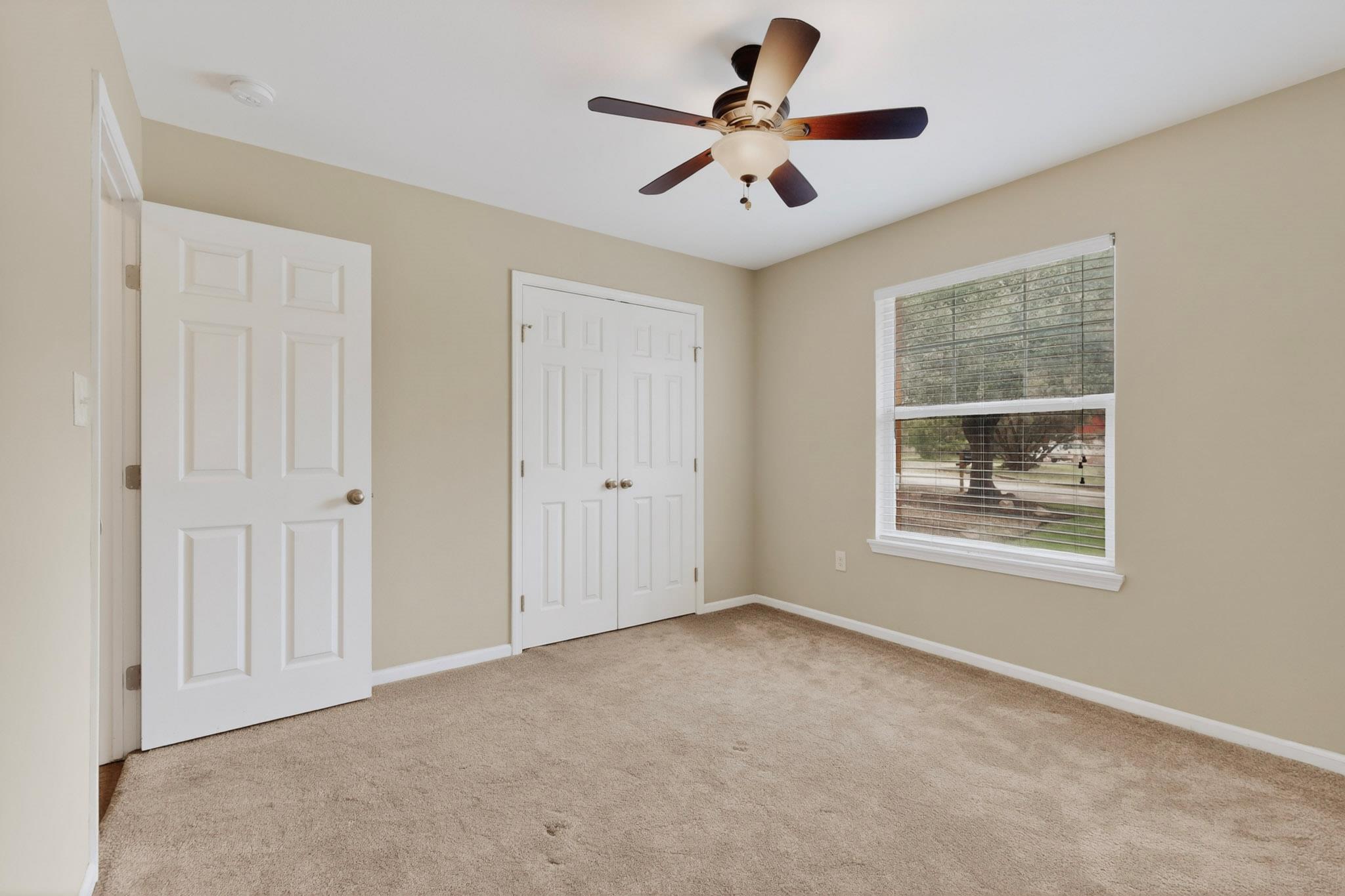 5 Las Flores Dr, Wimberley, TX 78676
