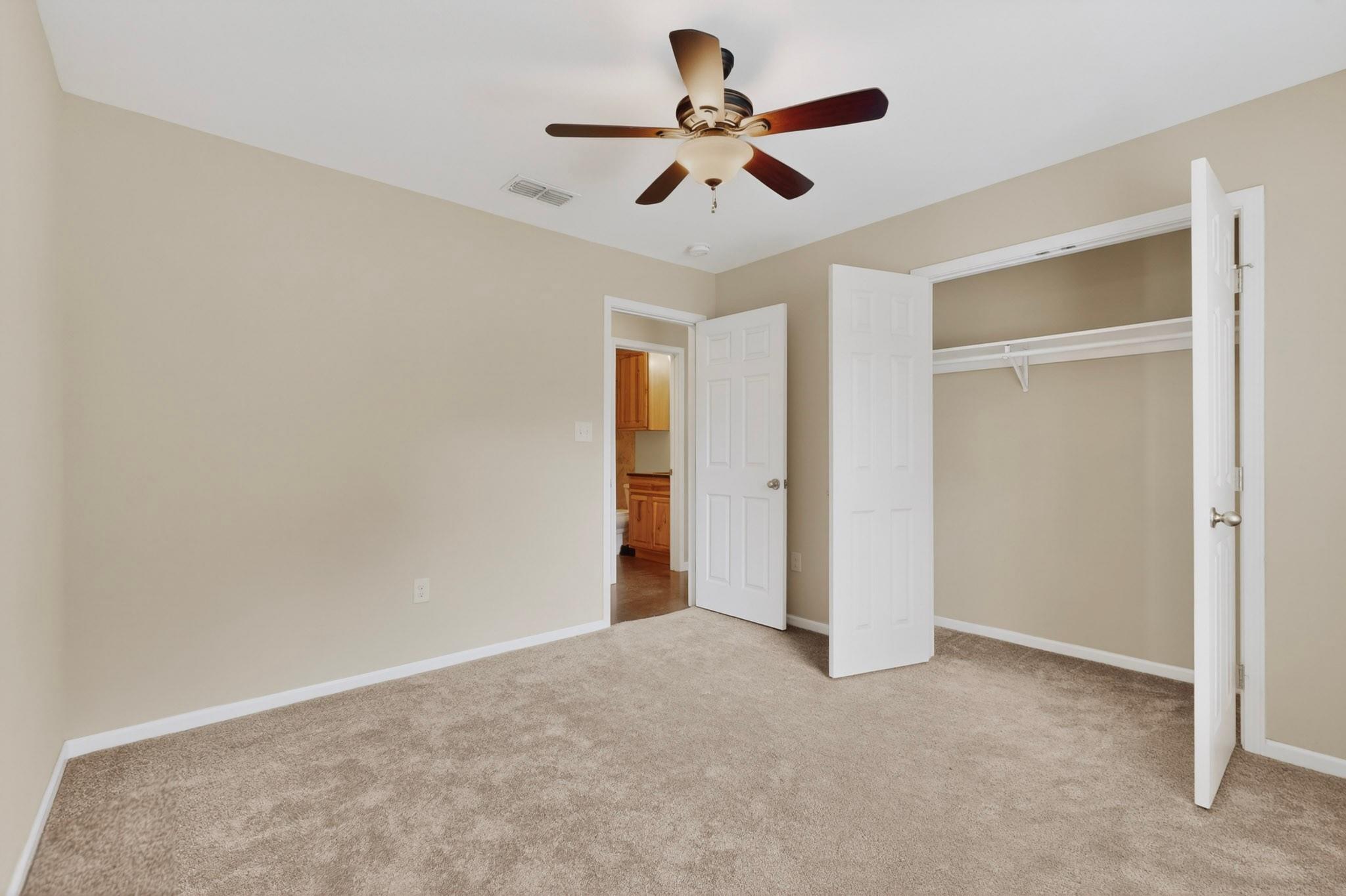 5 Las Flores Dr, Wimberley, TX 78676