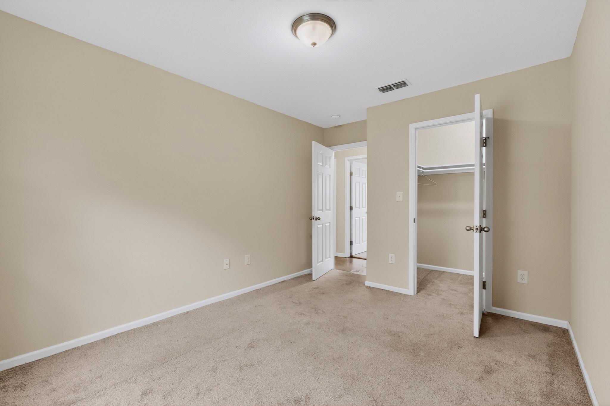 5 Las Flores Dr, Wimberley, TX 78676
