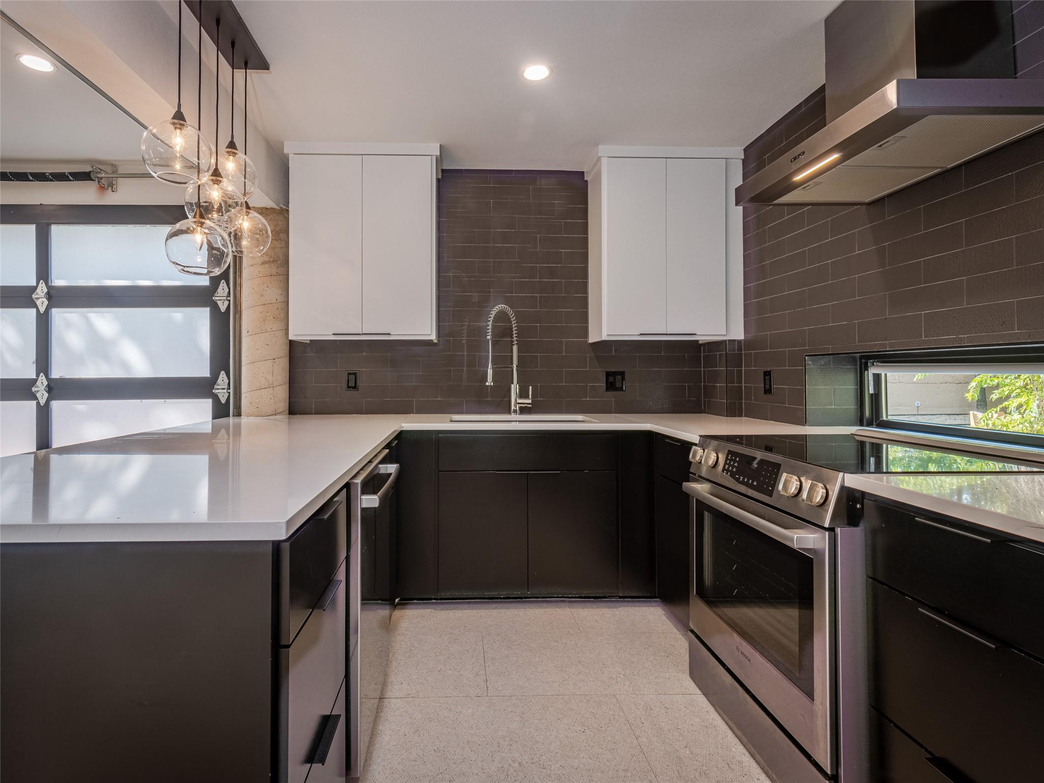3405 Fruth St, Austin, TX 78705