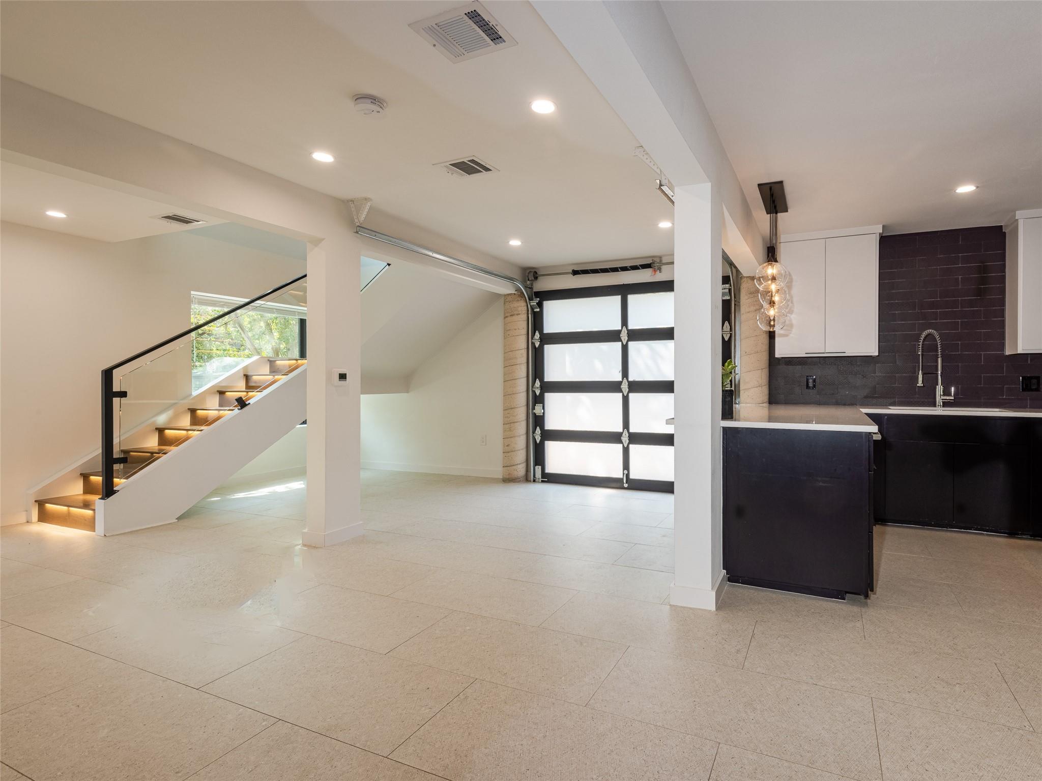 3405 Fruth St, Austin, TX 78705