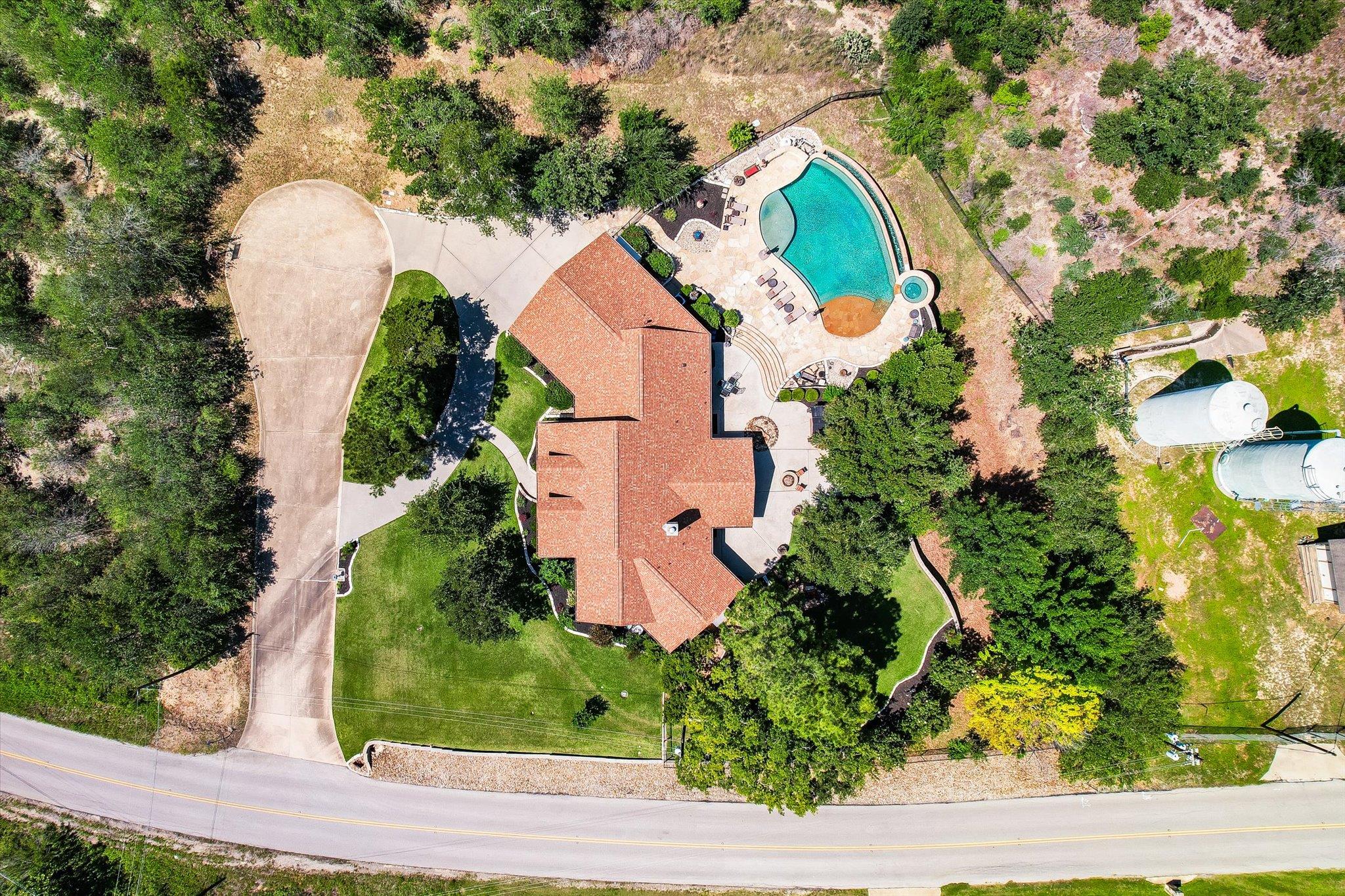 102 Osprey Cir, Bastrop, TX 78602