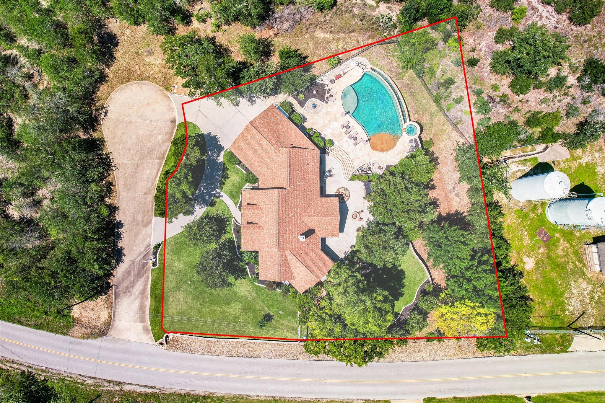 102 Osprey Cir, Bastrop, TX 78602