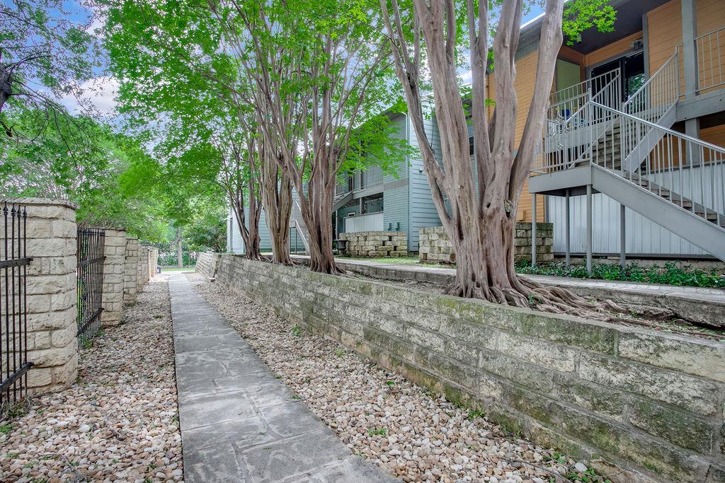3204 Menchaca Rd # 103, Austin, TX 78704