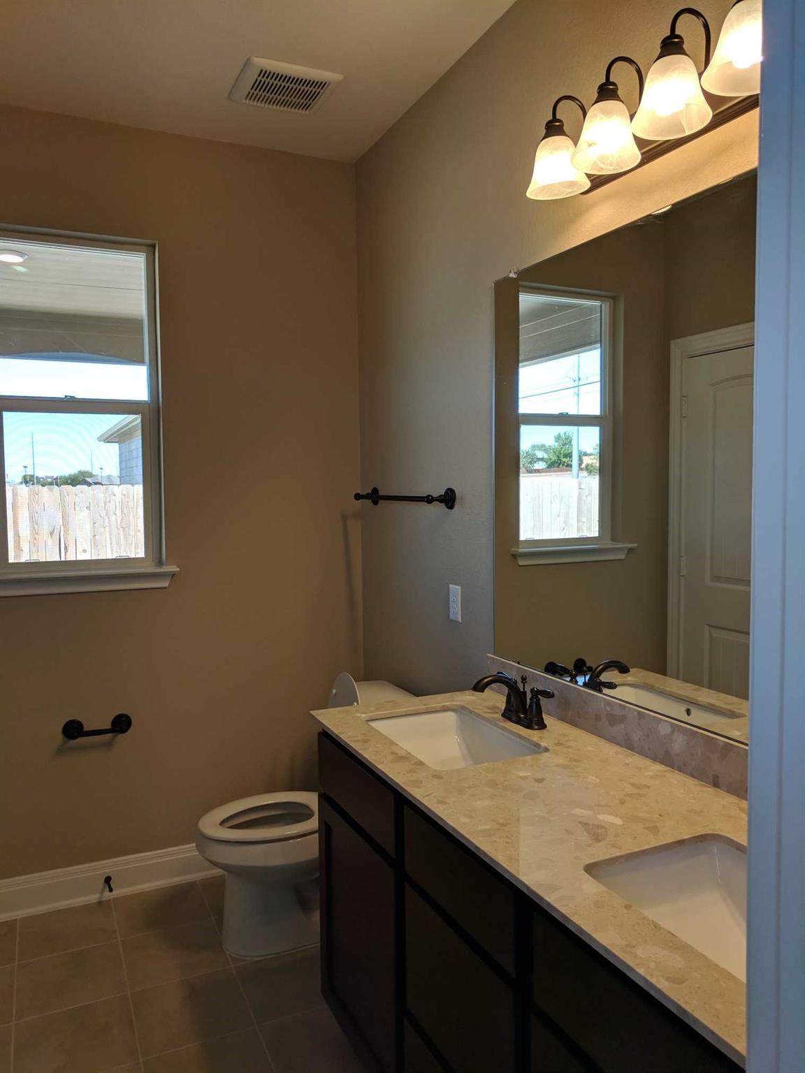 2471 Sunrise Rd # 8, Round Rock, TX 78664