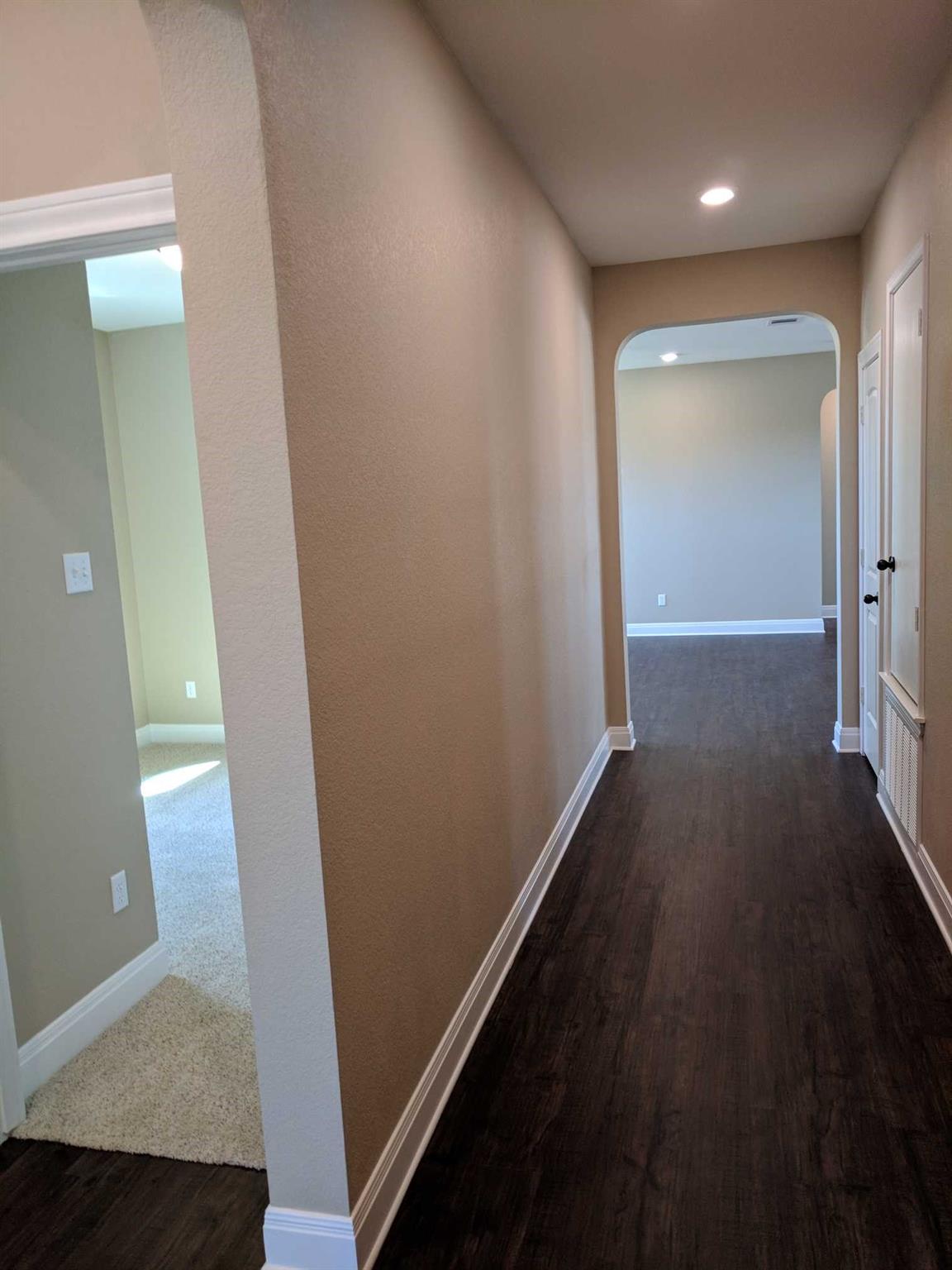 2471 Sunrise Rd # 8, Round Rock, TX 78664
