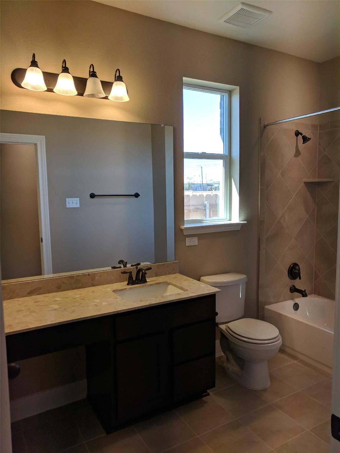 2471 Sunrise Rd # 8, Round Rock, TX 78664
