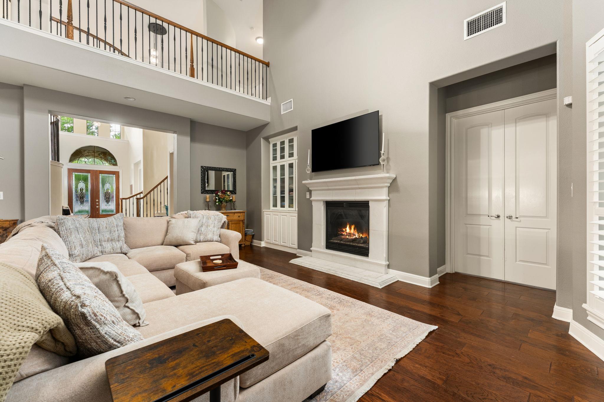 15508 Spillman Ranch Loop, Bee Cave, TX 78738