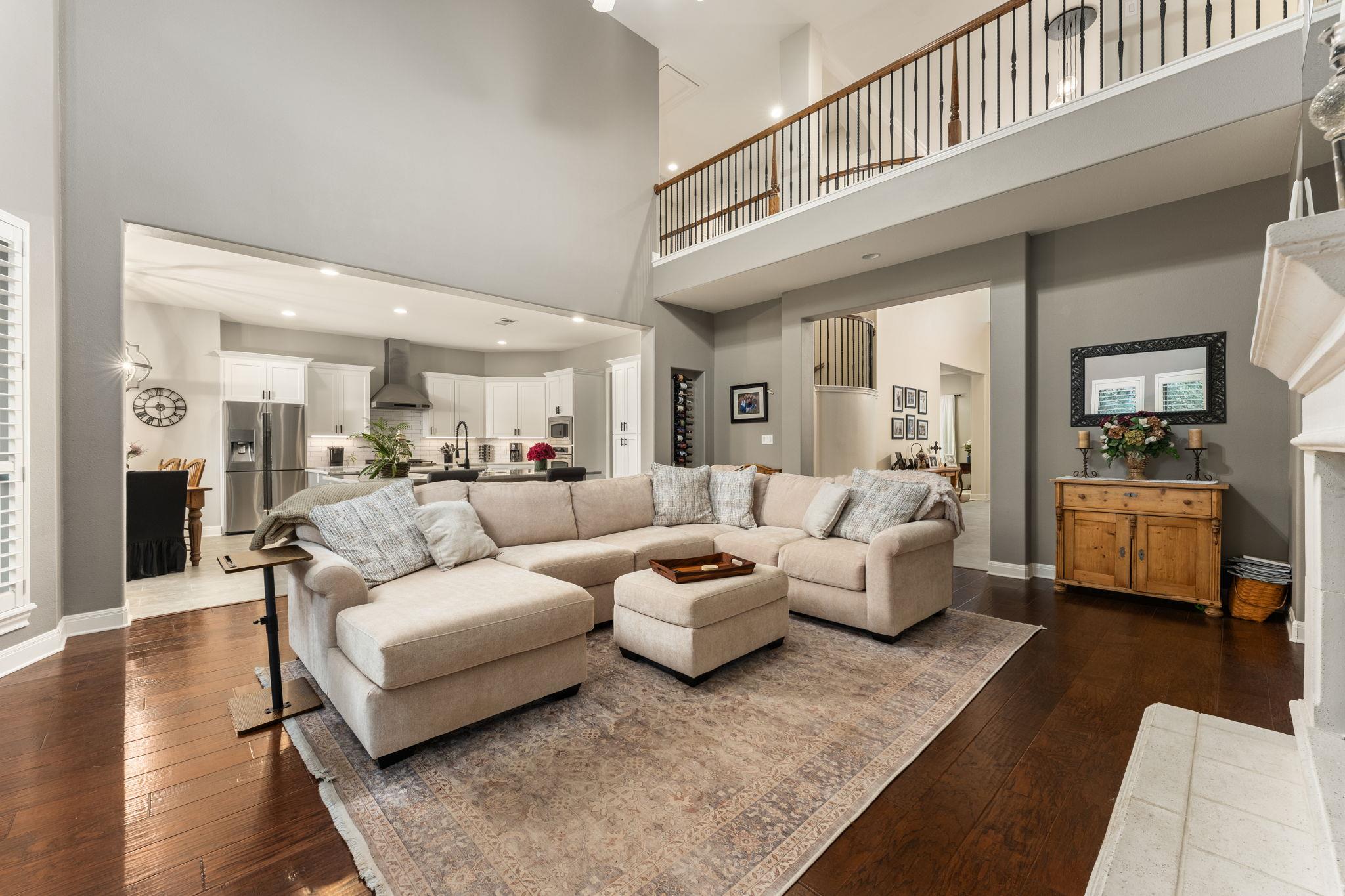 15508 Spillman Ranch Loop, Bee Cave, TX 78738