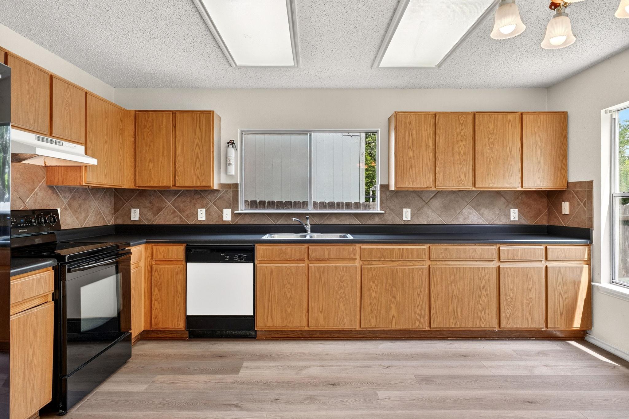 3101 Settlement Dr, Round Rock, TX 78665