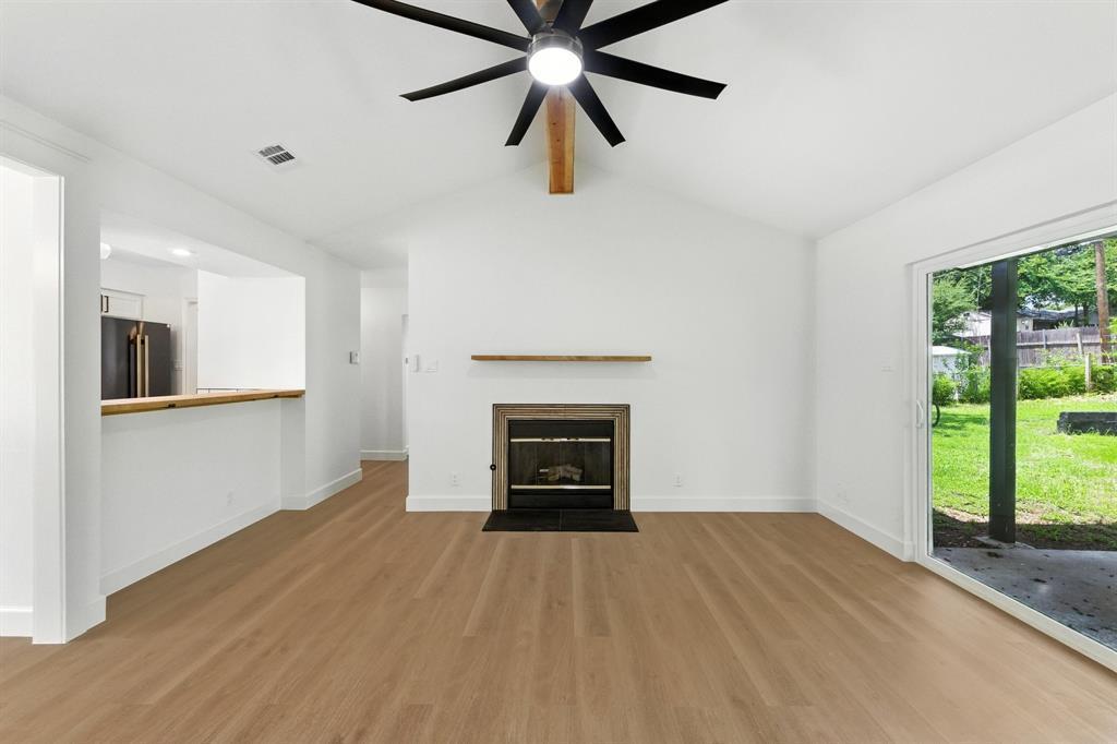 8520 Bradford Dr, Austin, TX 78758