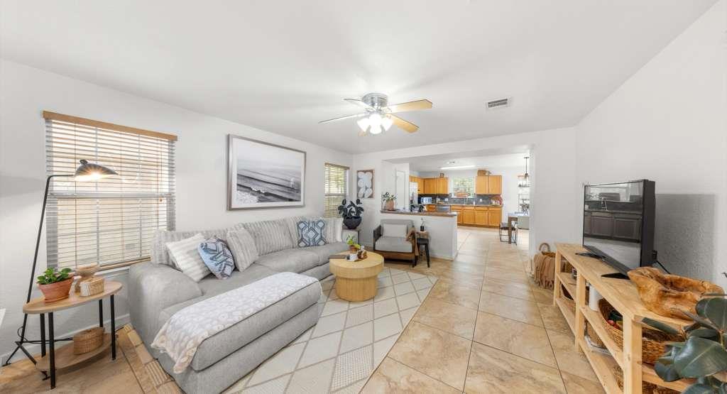 13413 Sea Biscuit Dr, Del Valle, TX 78617