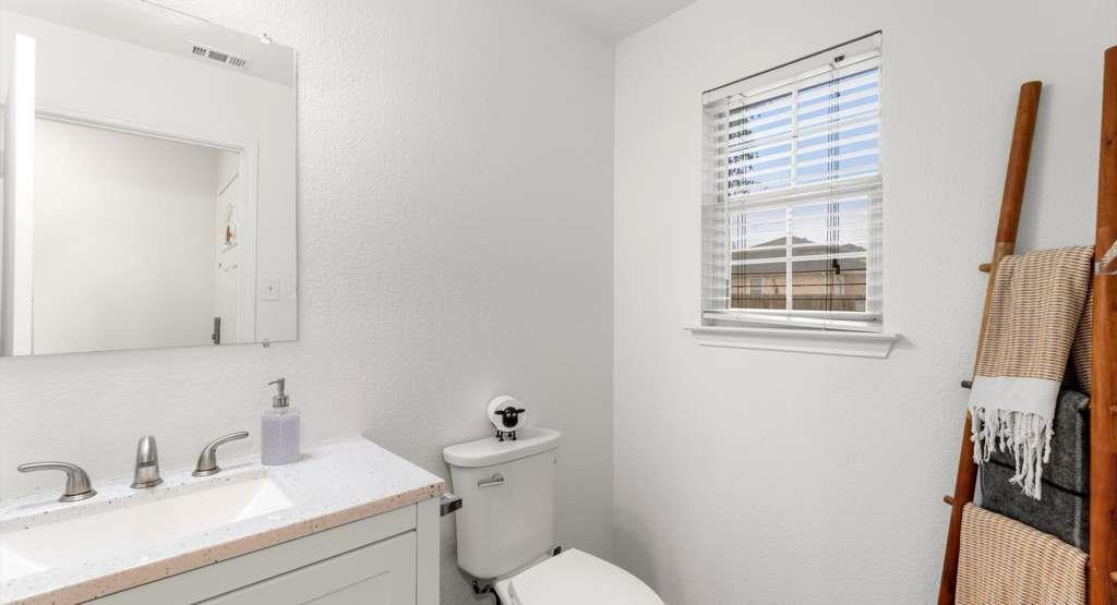 13413 Sea Biscuit Dr, Del Valle, TX 78617