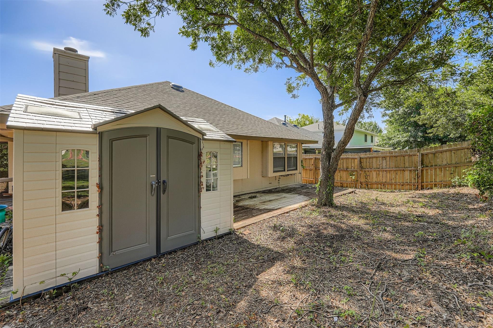 2100 Buckeye Ln, Round Rock, TX 78664