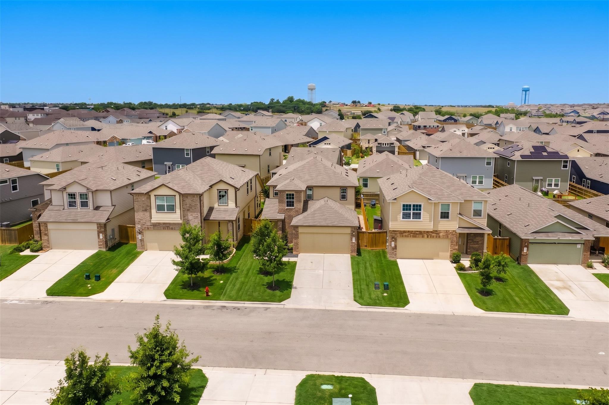 425 Perfect World Loop, Jarrell, TX 76537