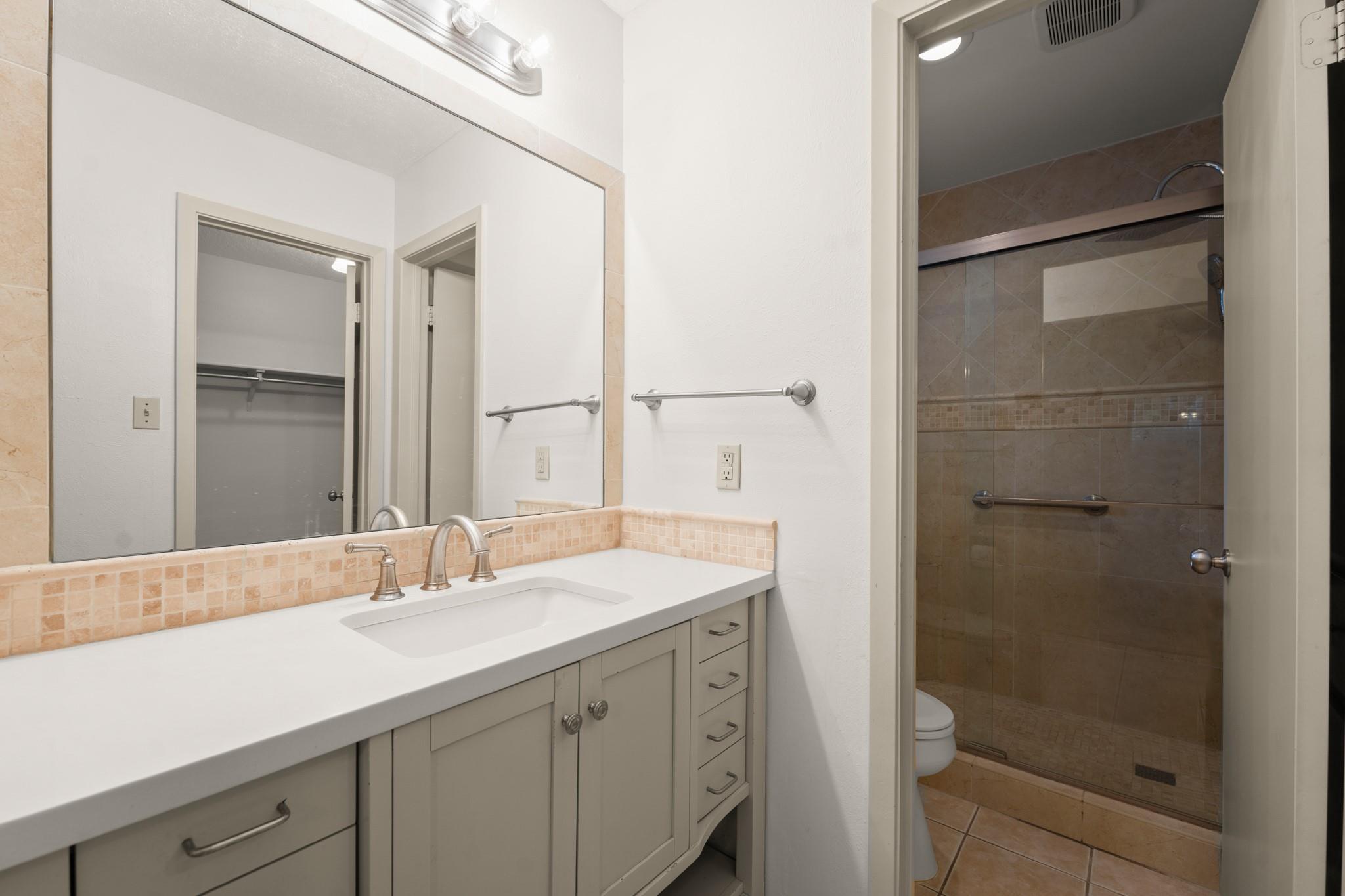 6815 Side Saddle St, Austin, TX 78745