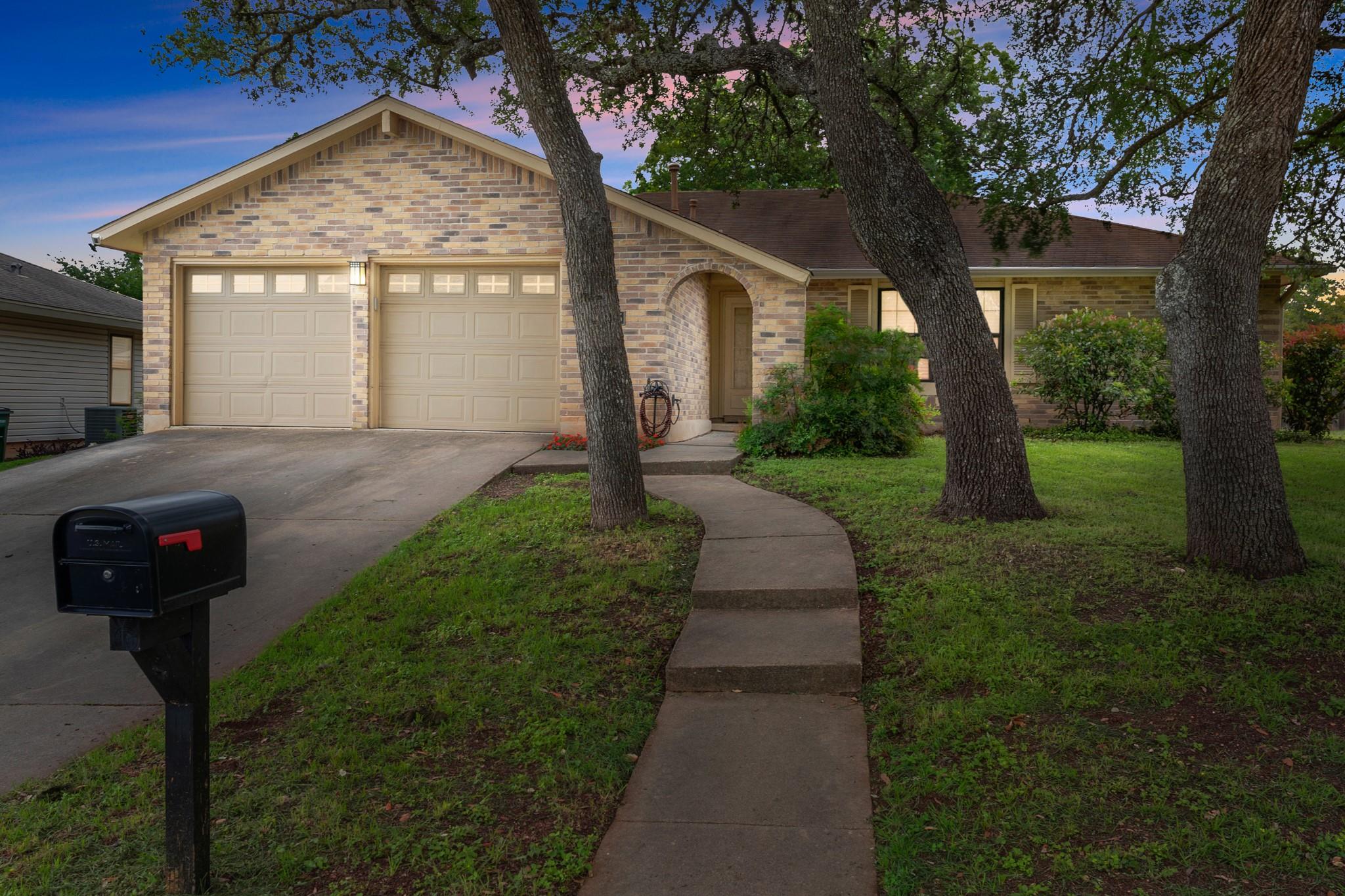 6815 Side Saddle St, Austin, TX 78745