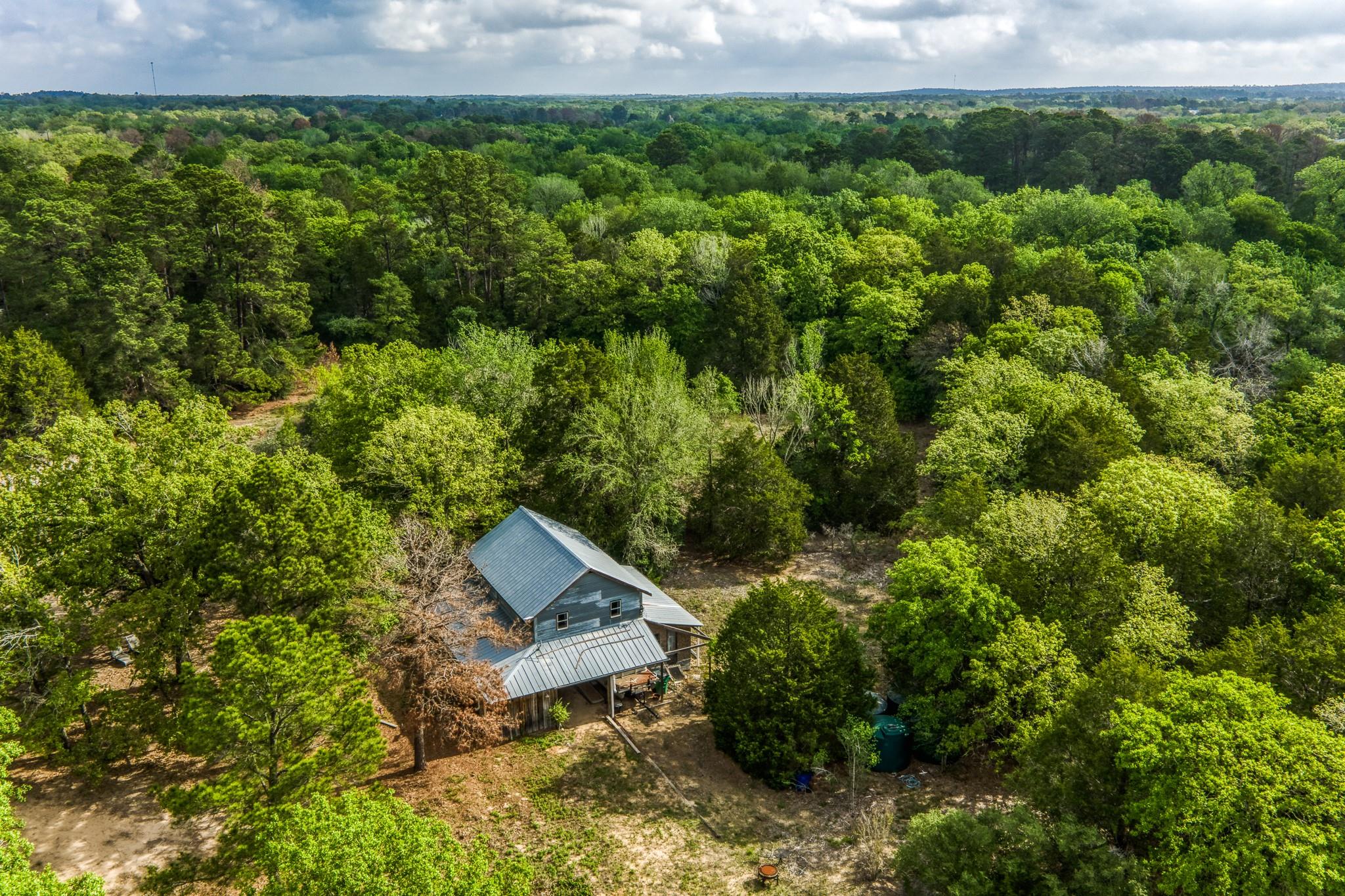 242 Cody Ln, Bastrop, TX 78602