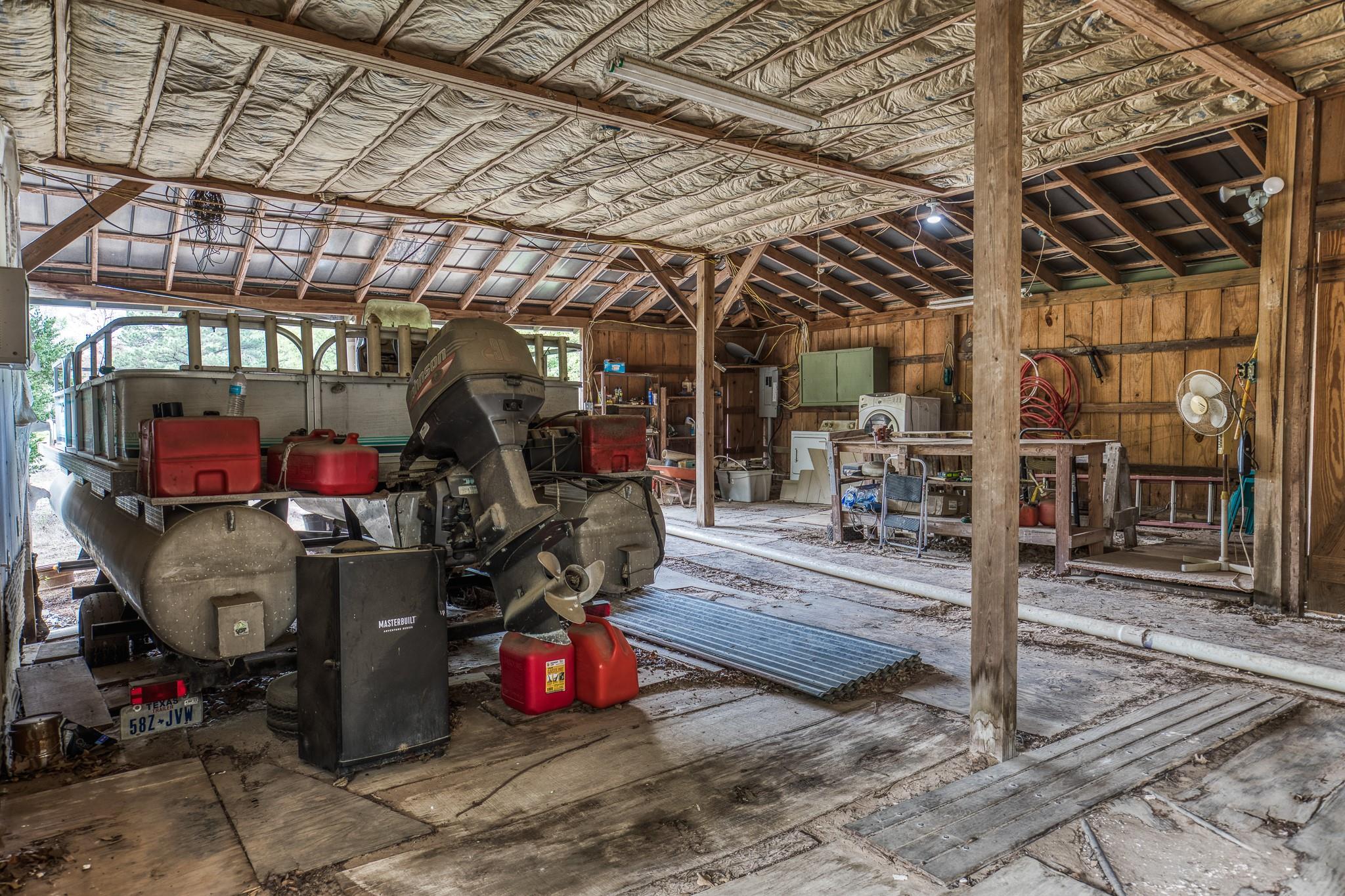242 Cody Ln, Bastrop, TX 78602