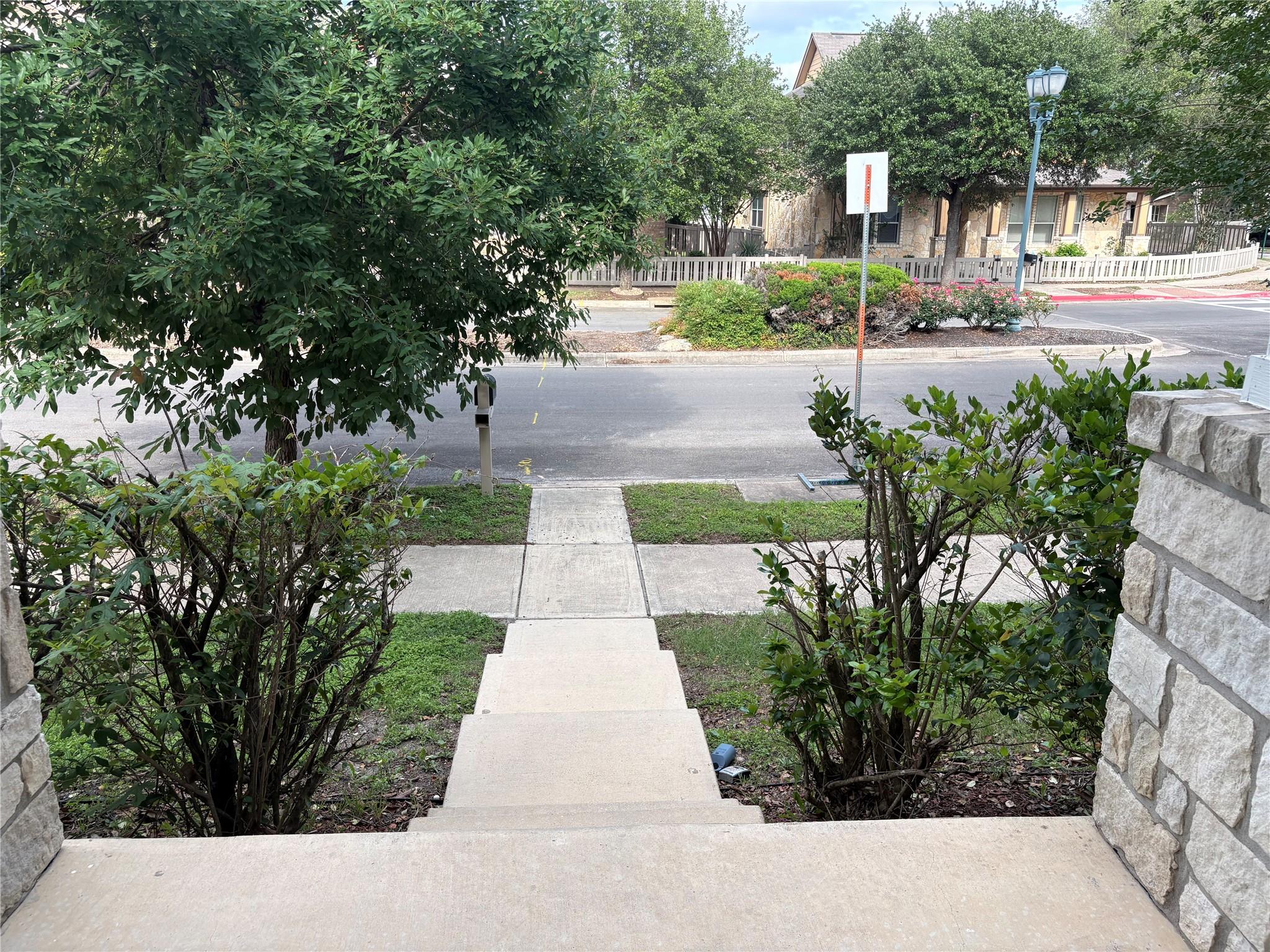 1076 Sanders, Kyle, TX 78640