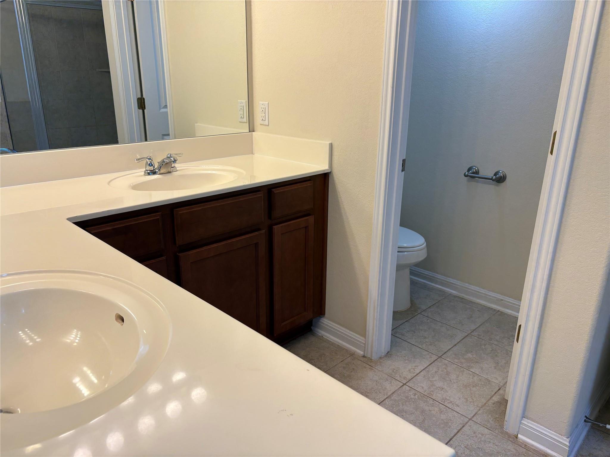 1076 Sanders, Kyle, TX 78640