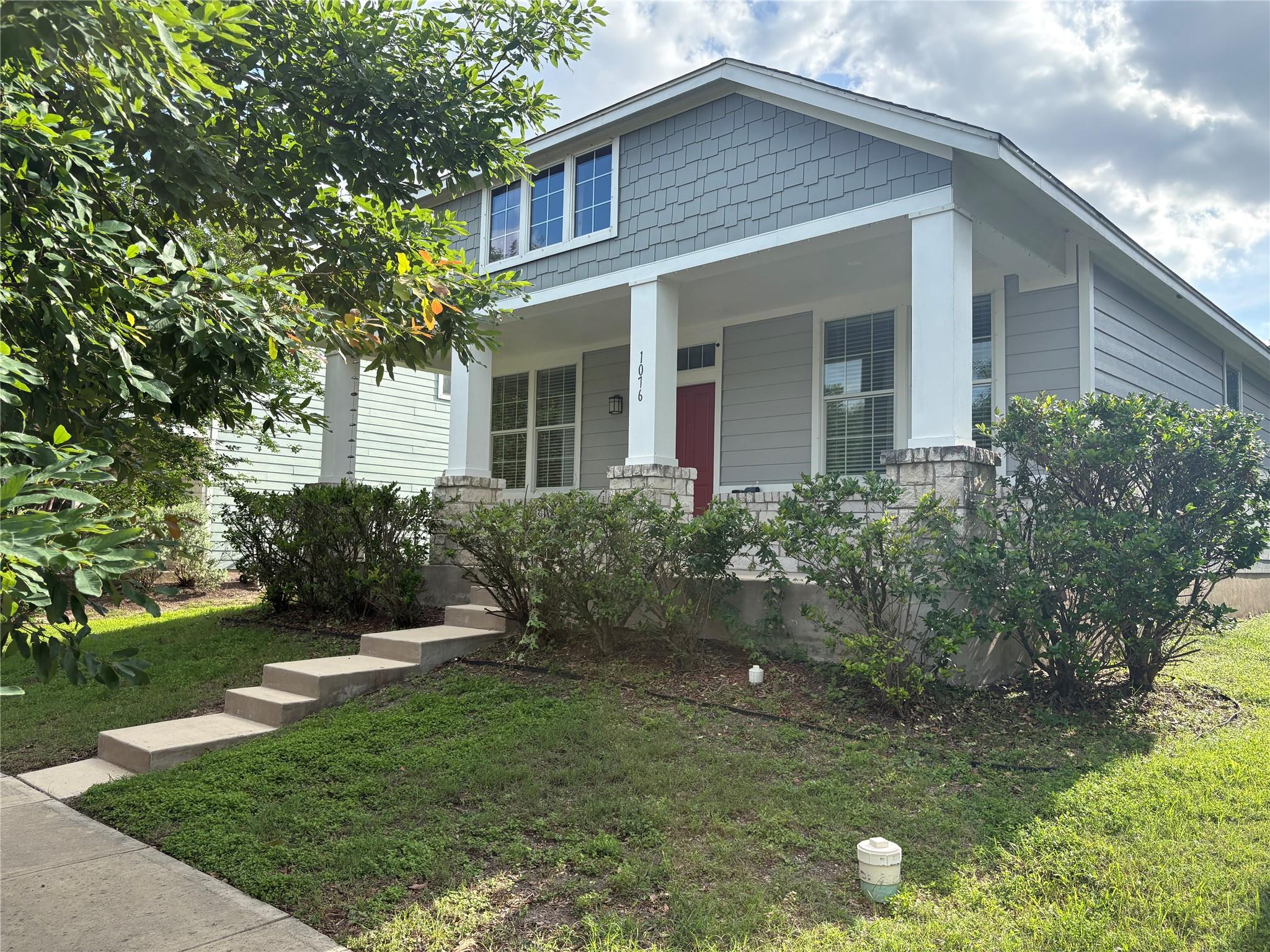 1076 Sanders, Kyle, TX 78640