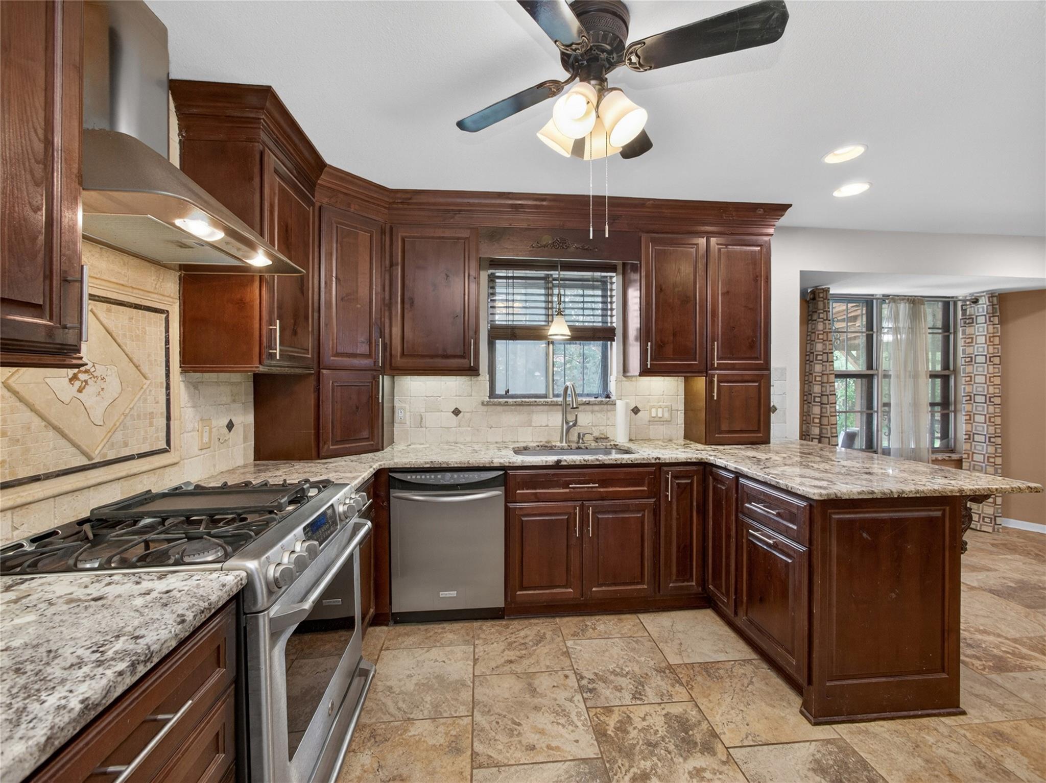 704 Jetta Ct, Austin, TX 78753