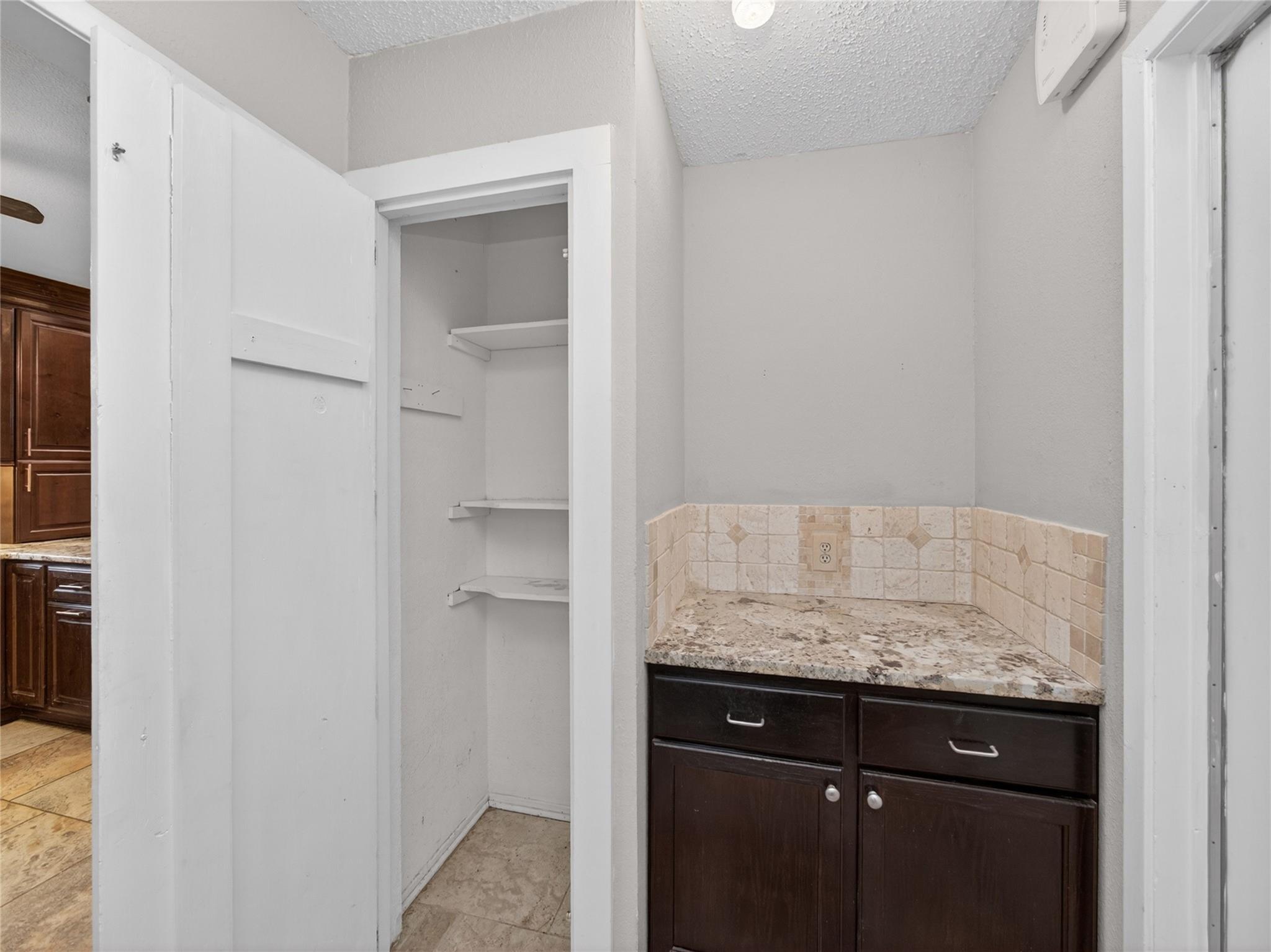704 Jetta Ct, Austin, TX 78753