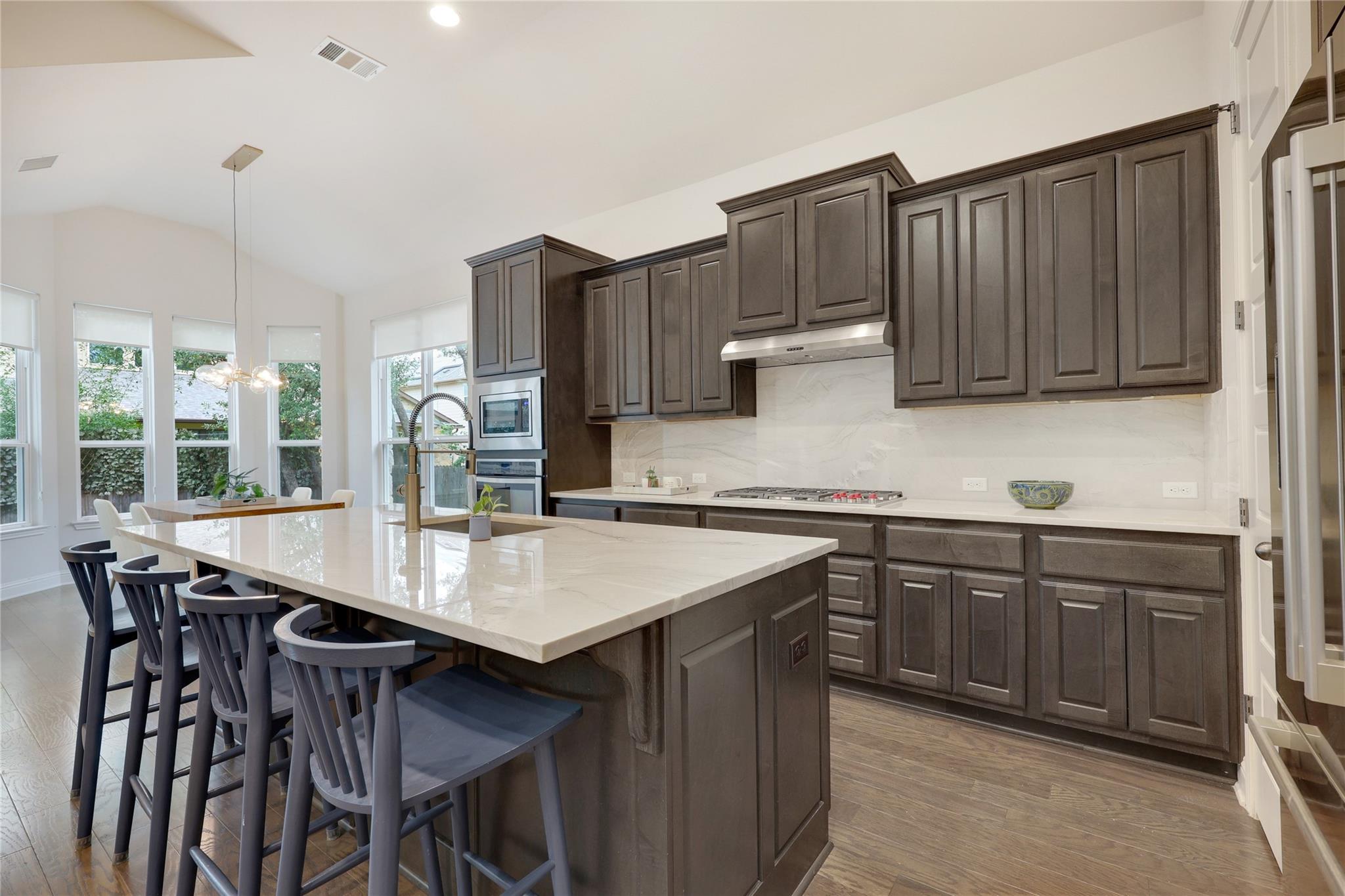 404 Happy Cow Ln, Cedar Park, TX 78613