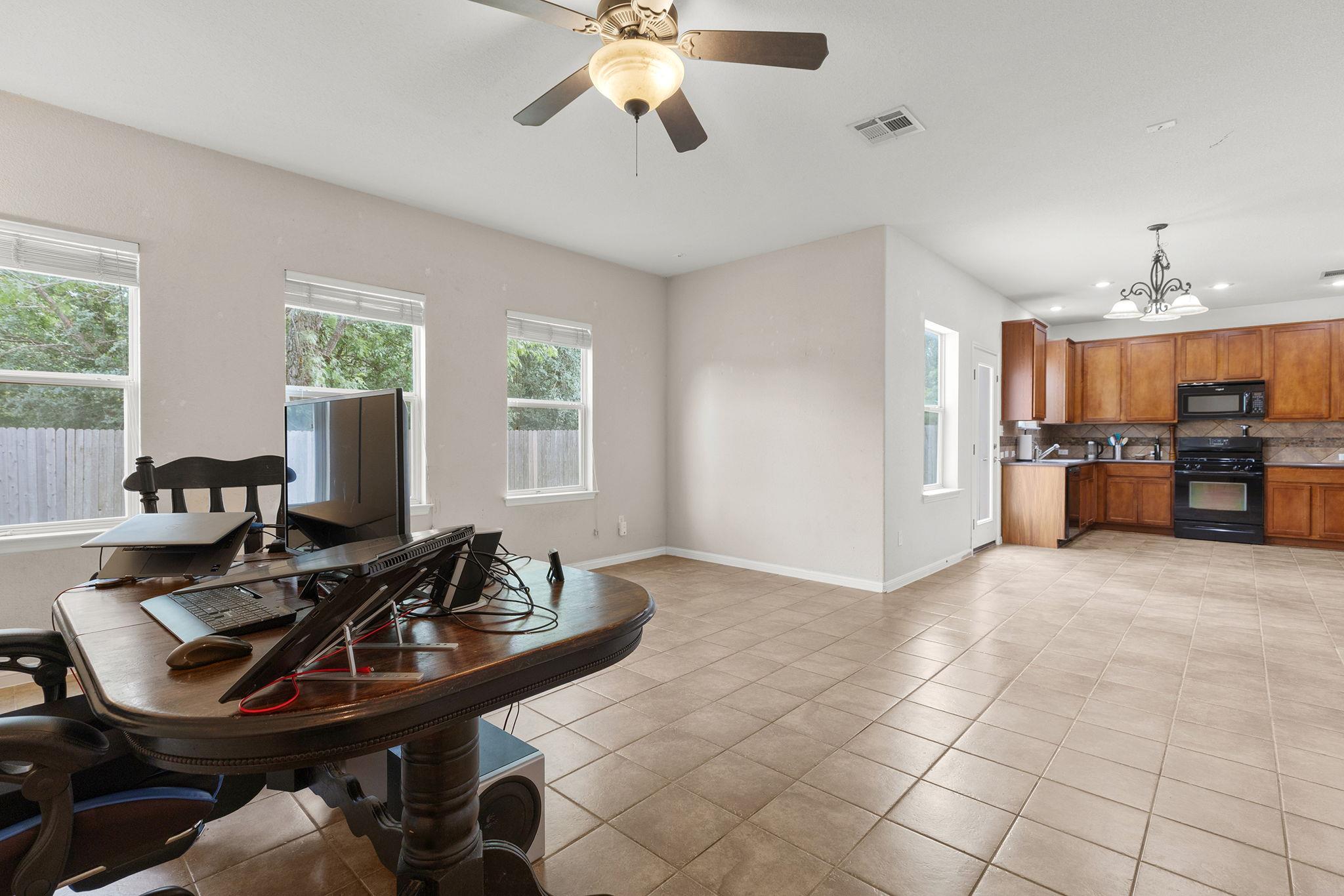 900 Brighton Pl, Round Rock, TX 78665