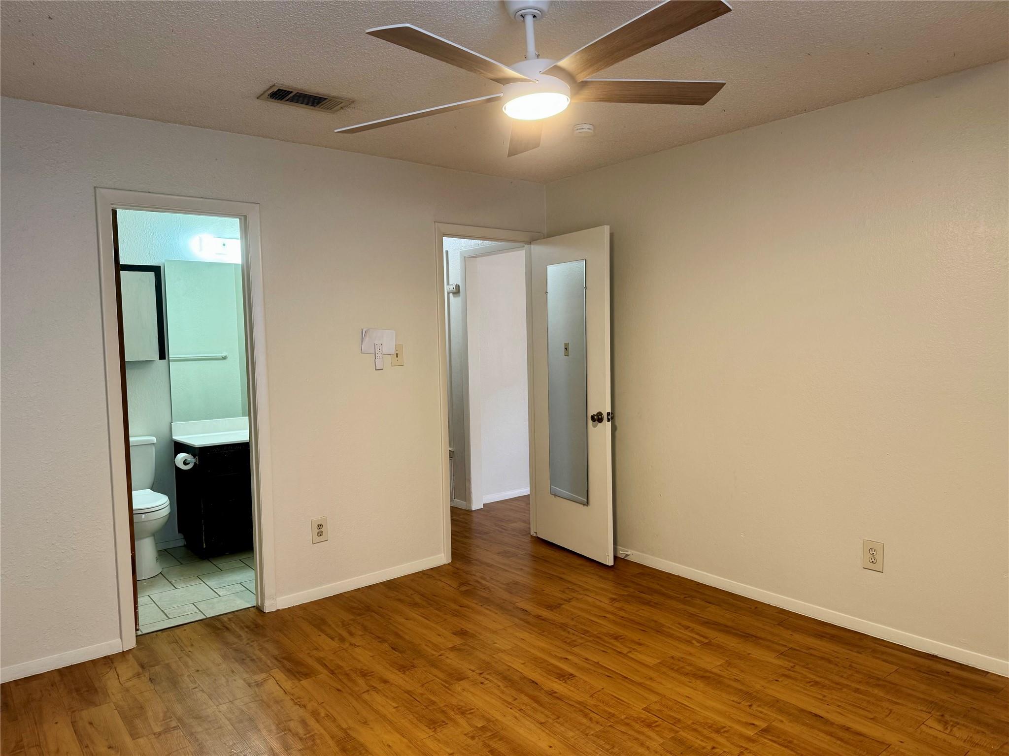 907 MIlford Way # B, Austin, TX 78745