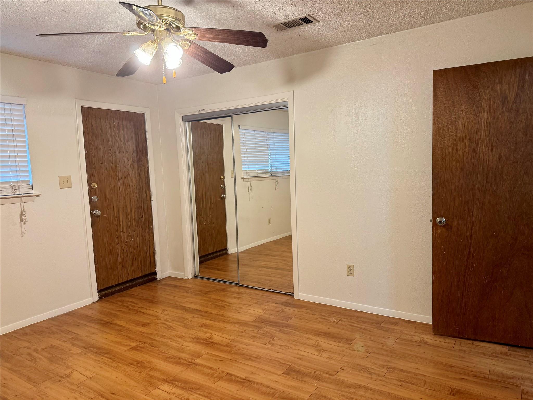 907 MIlford Way # B, Austin, TX 78745
