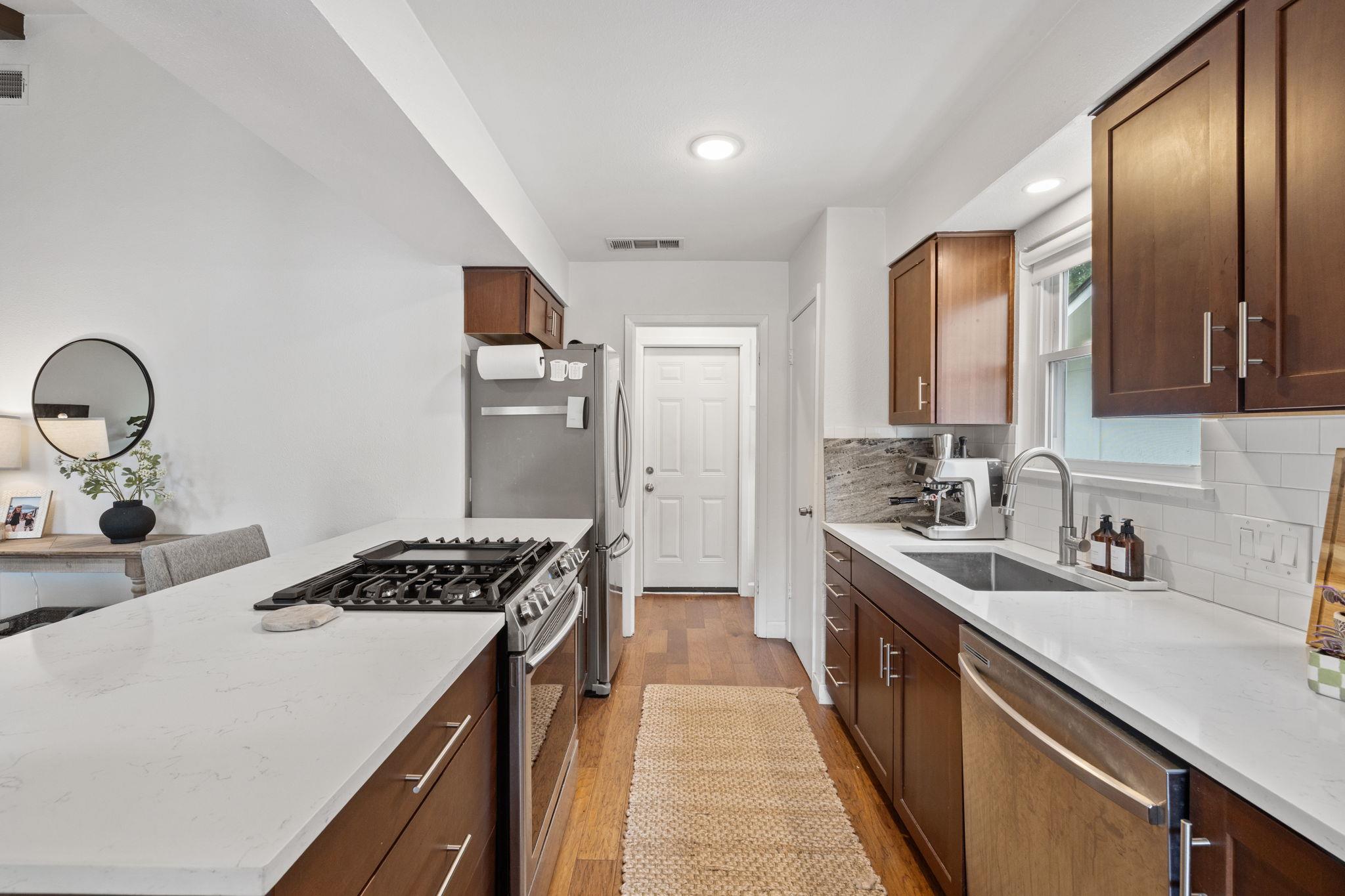 11609 Fast Horse Dr, Austin, TX 78759