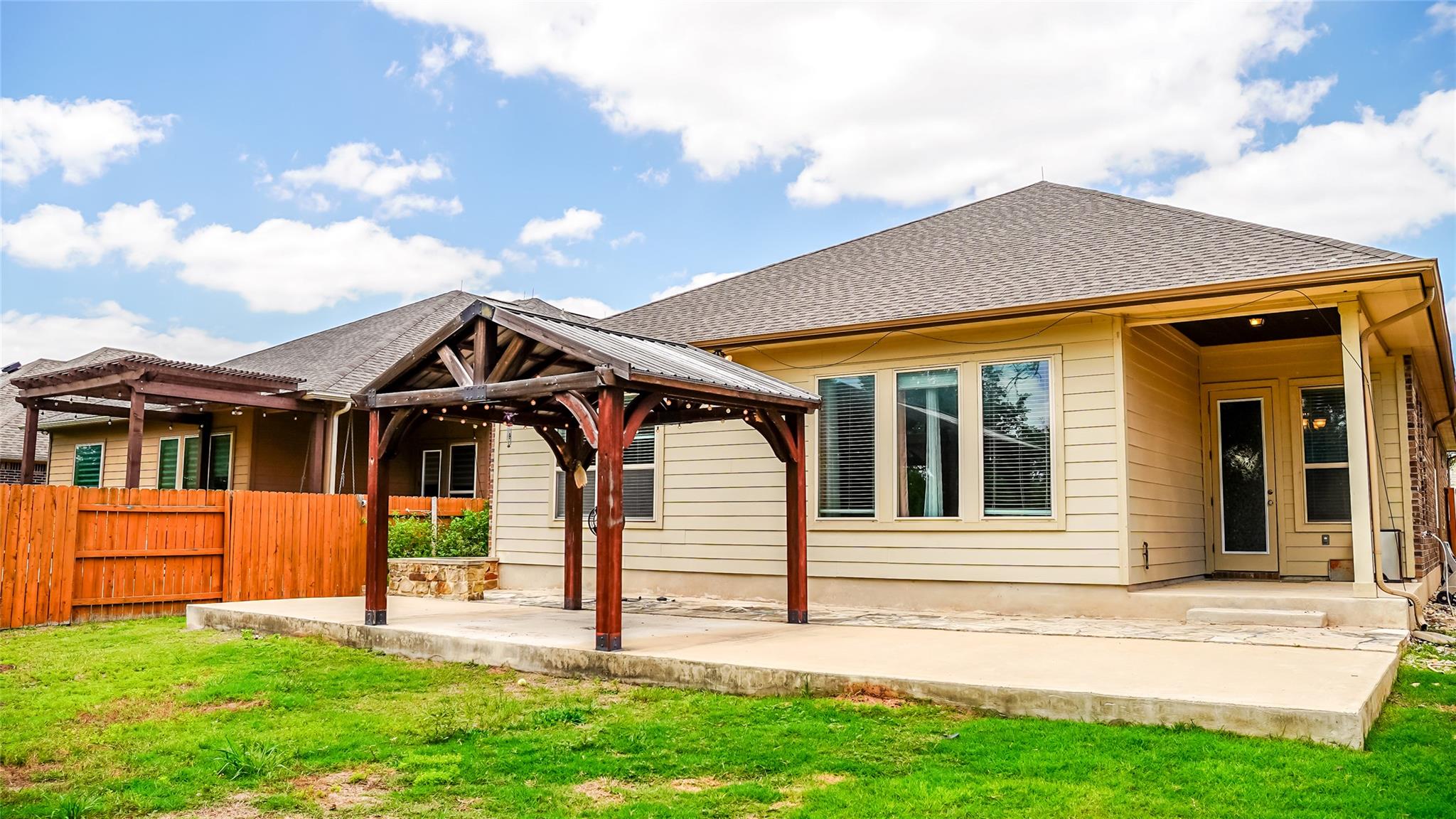 184 Fort Cobb Way, Georgetown, TX 78628