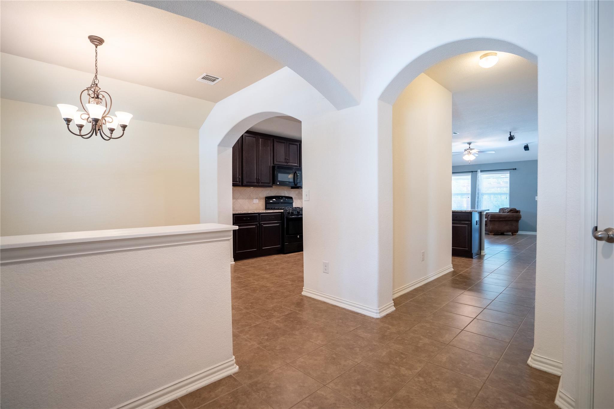 1106 Irina Cv, Hutto, TX 78634
