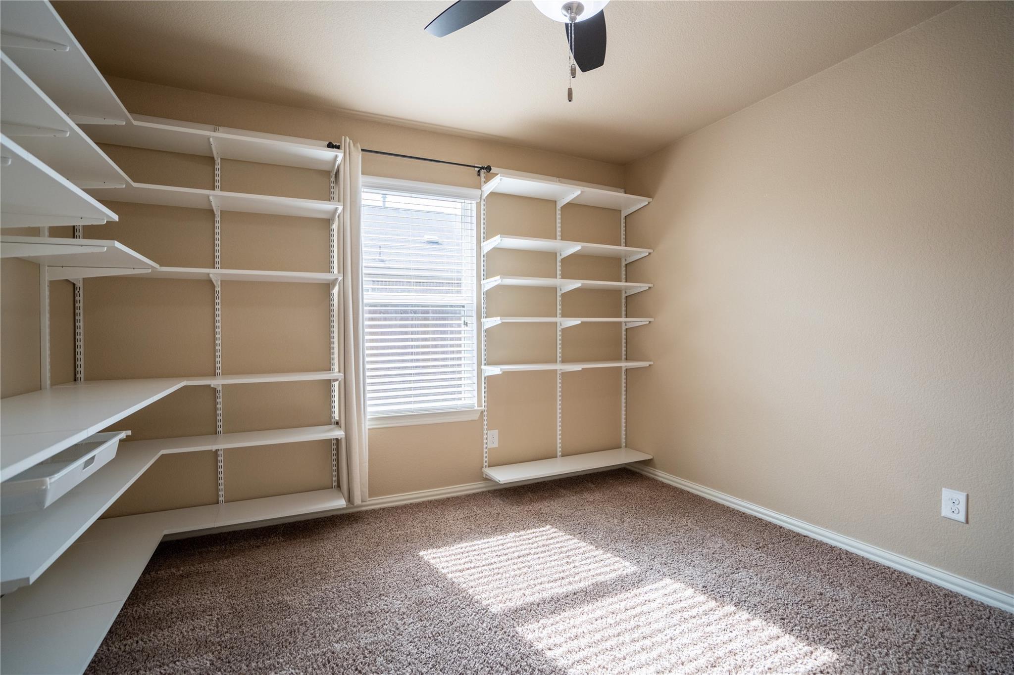 1106 Irina Cv, Hutto, TX 78634