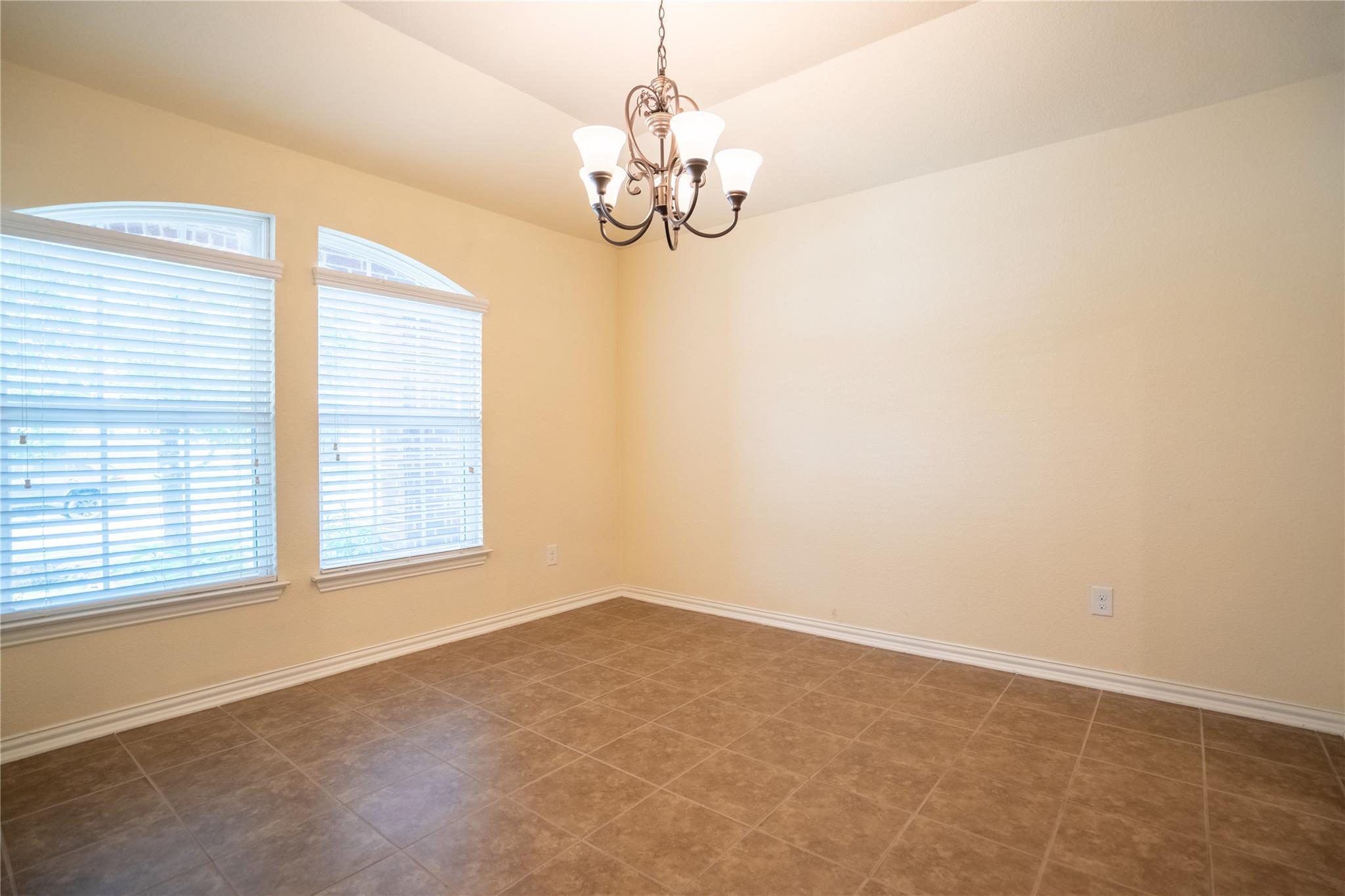 1106 Irina Cv, Hutto, TX 78634