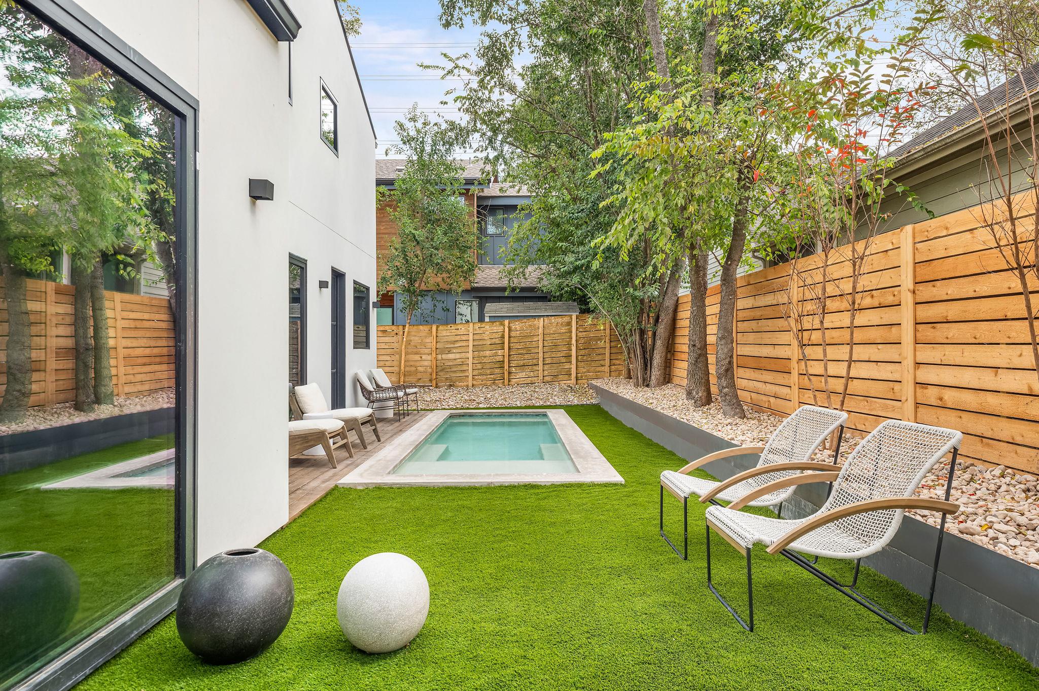 1003 Juanita St, Austin, TX 78704