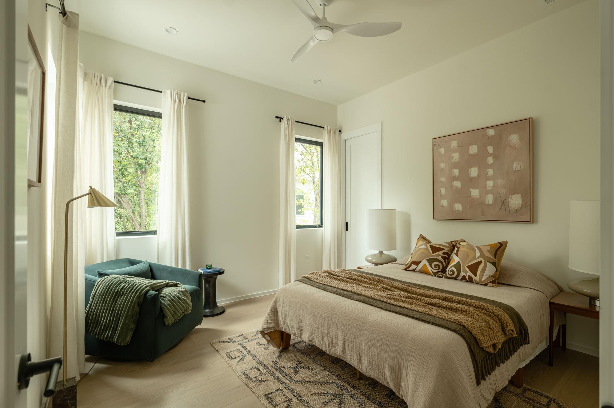 1003 Juanita St, Austin, TX 78704