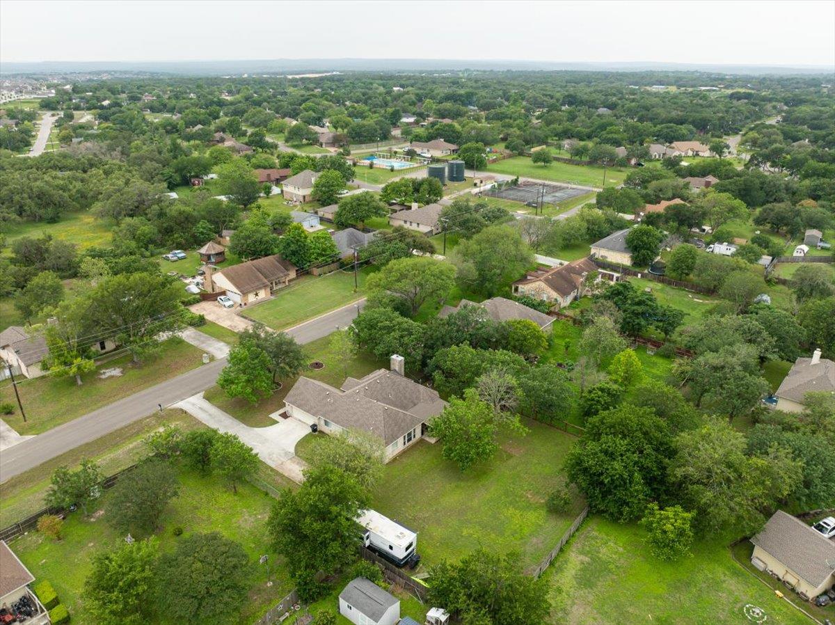 202 Meadow Woods Dr, Kyle, TX 78640