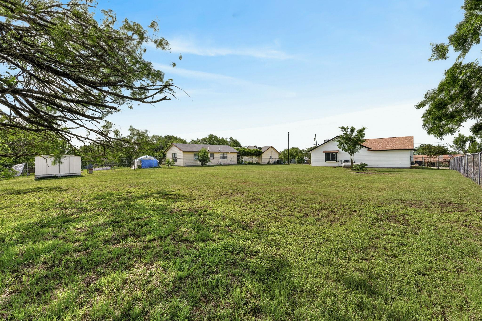 12212 Mustang Dr, Buda, TX 78610