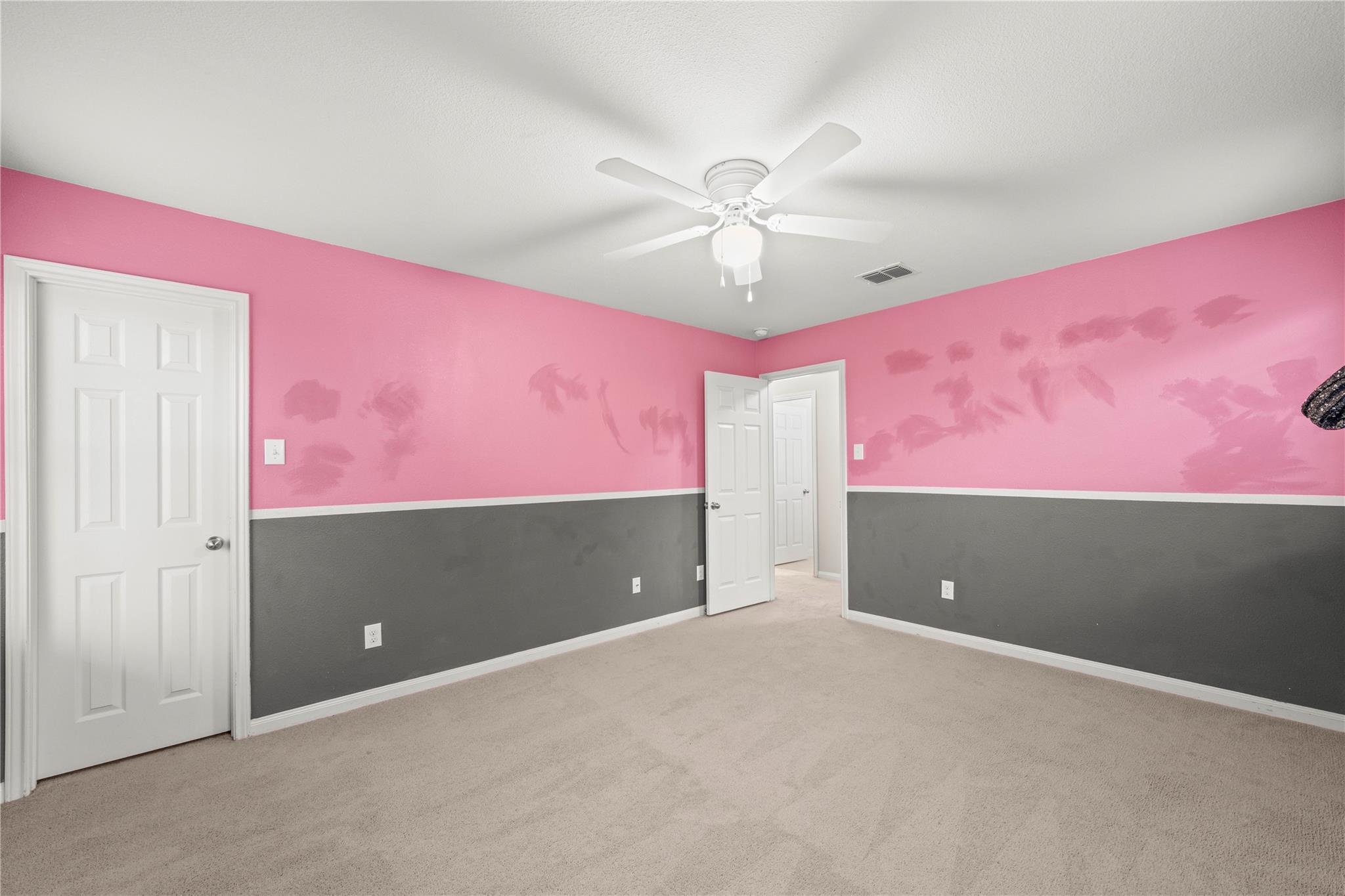 105 J E Brown Ln, Jarrell, TX 76537